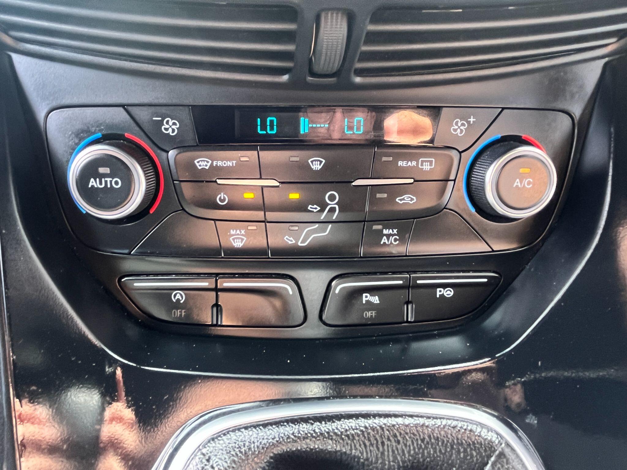 Ford Kuga view 24