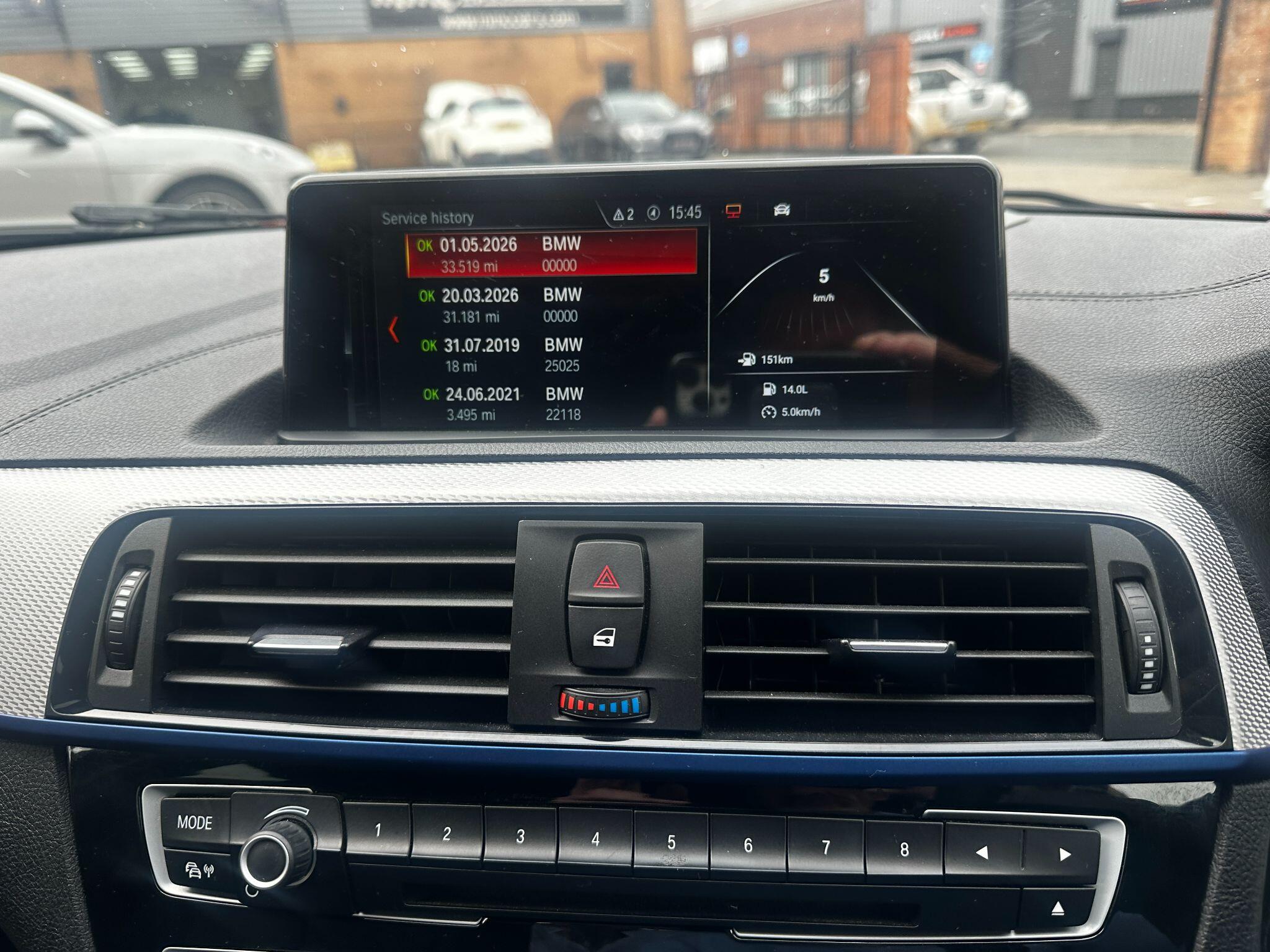BMW 1 Series view 3