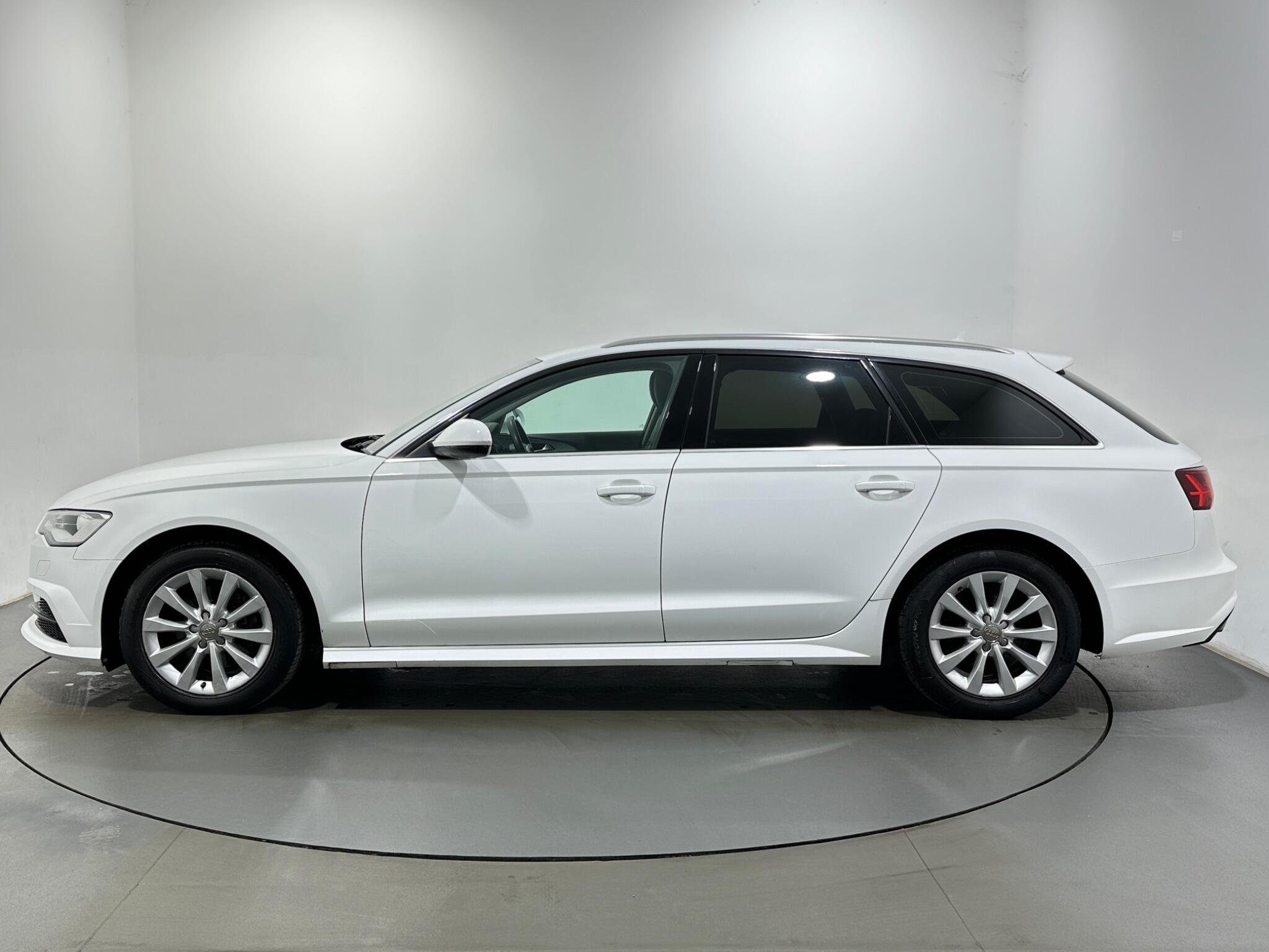 Audi A6 view 5