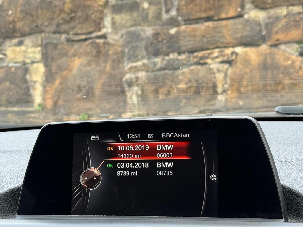 BMW 1 Series view 33