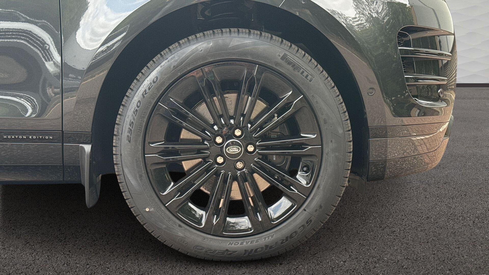 Land Rover Range Rover Evoque view 9