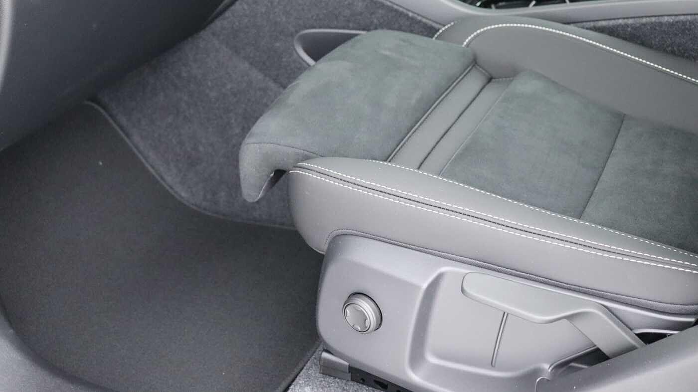 Volvo XC40 view 31