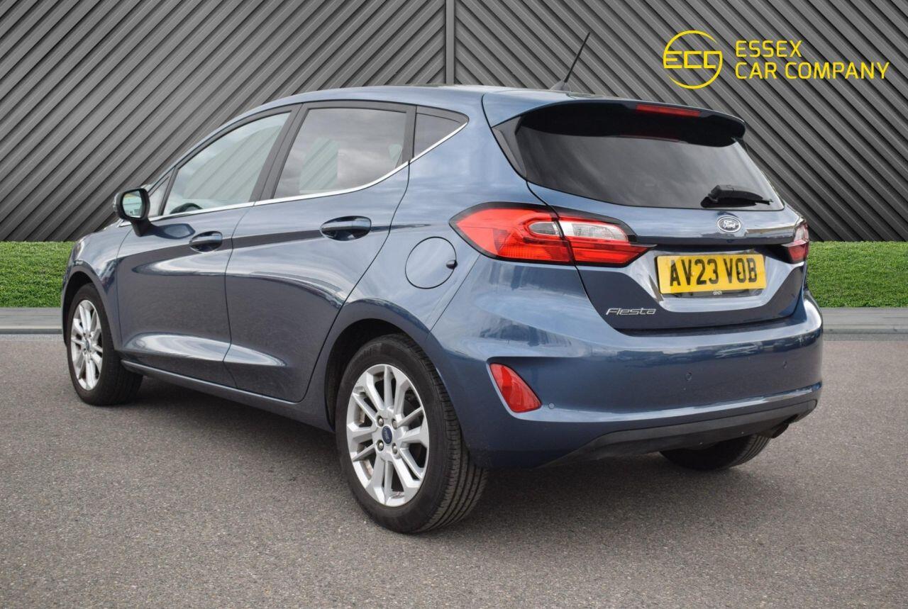Ford Fiesta view 12