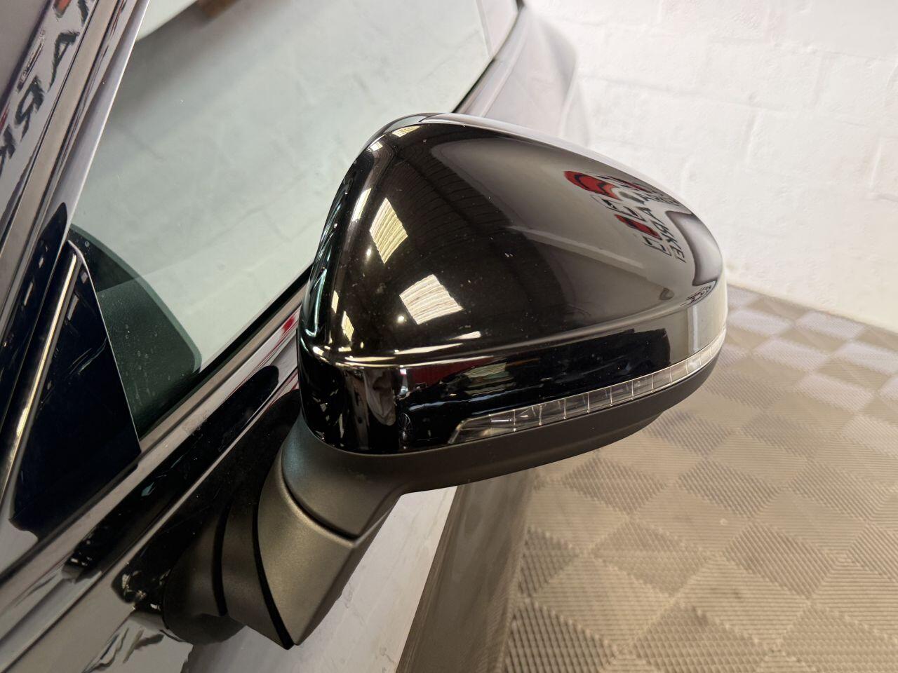 Audi S5 view 24