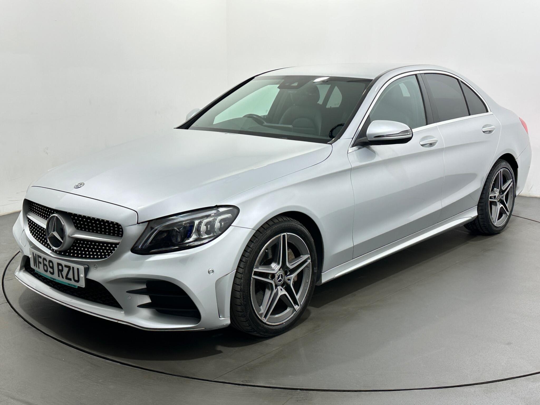 Mercedes-Benz C-Class view 55