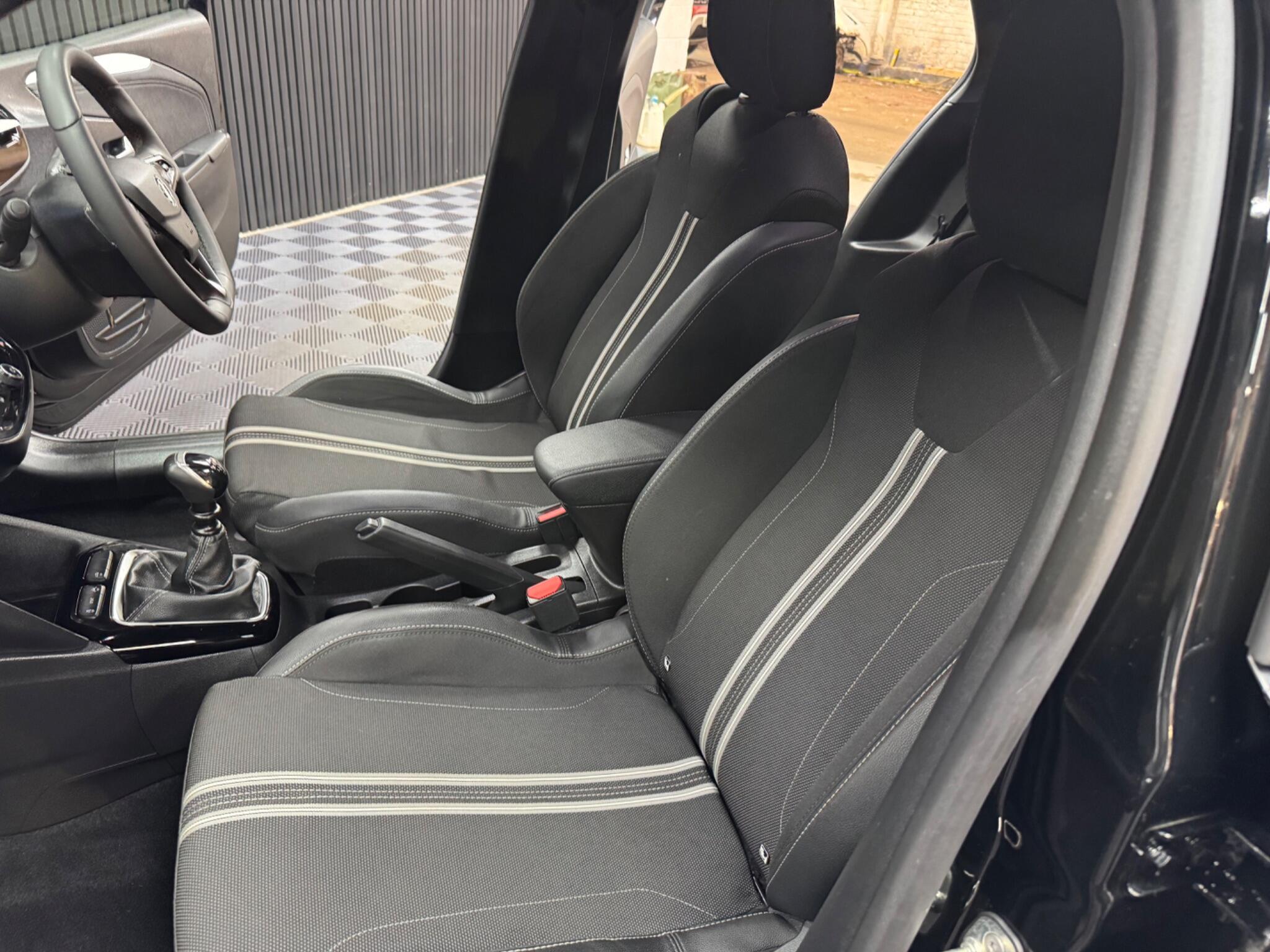 Vauxhall Corsa view 49