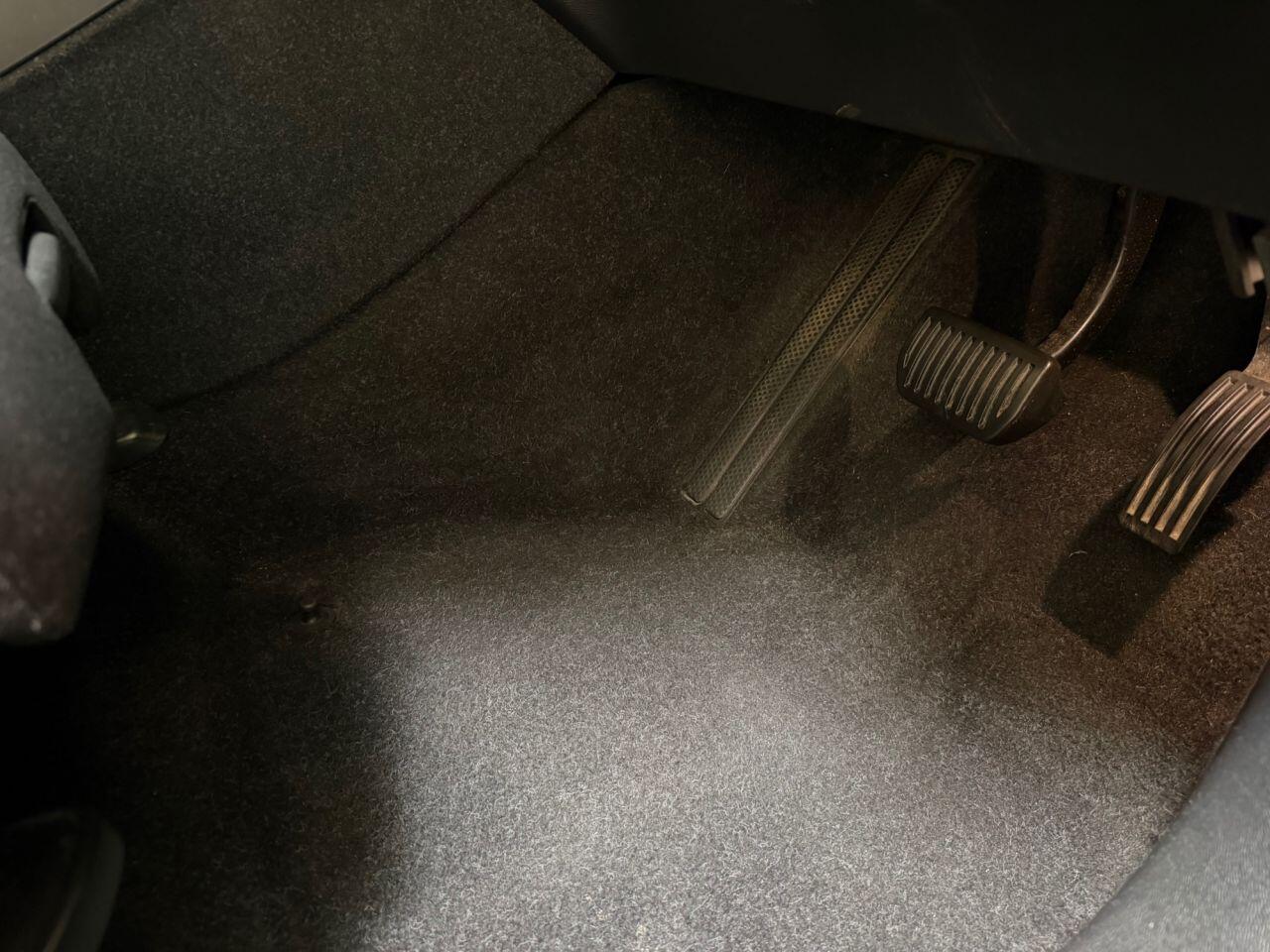 Volvo C40 view 21