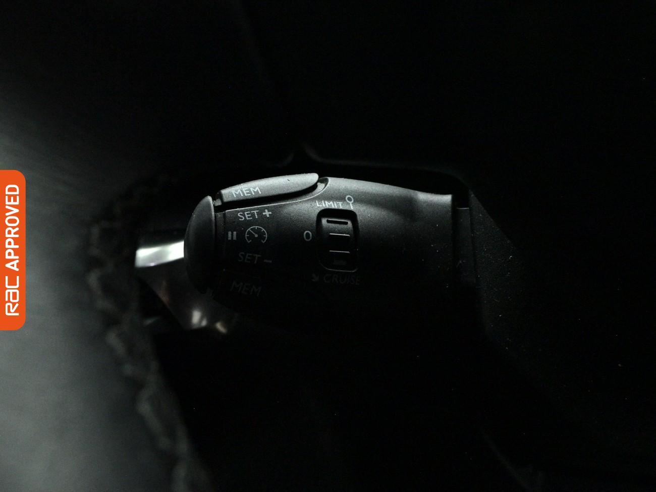 Peugeot 3008 view 14
