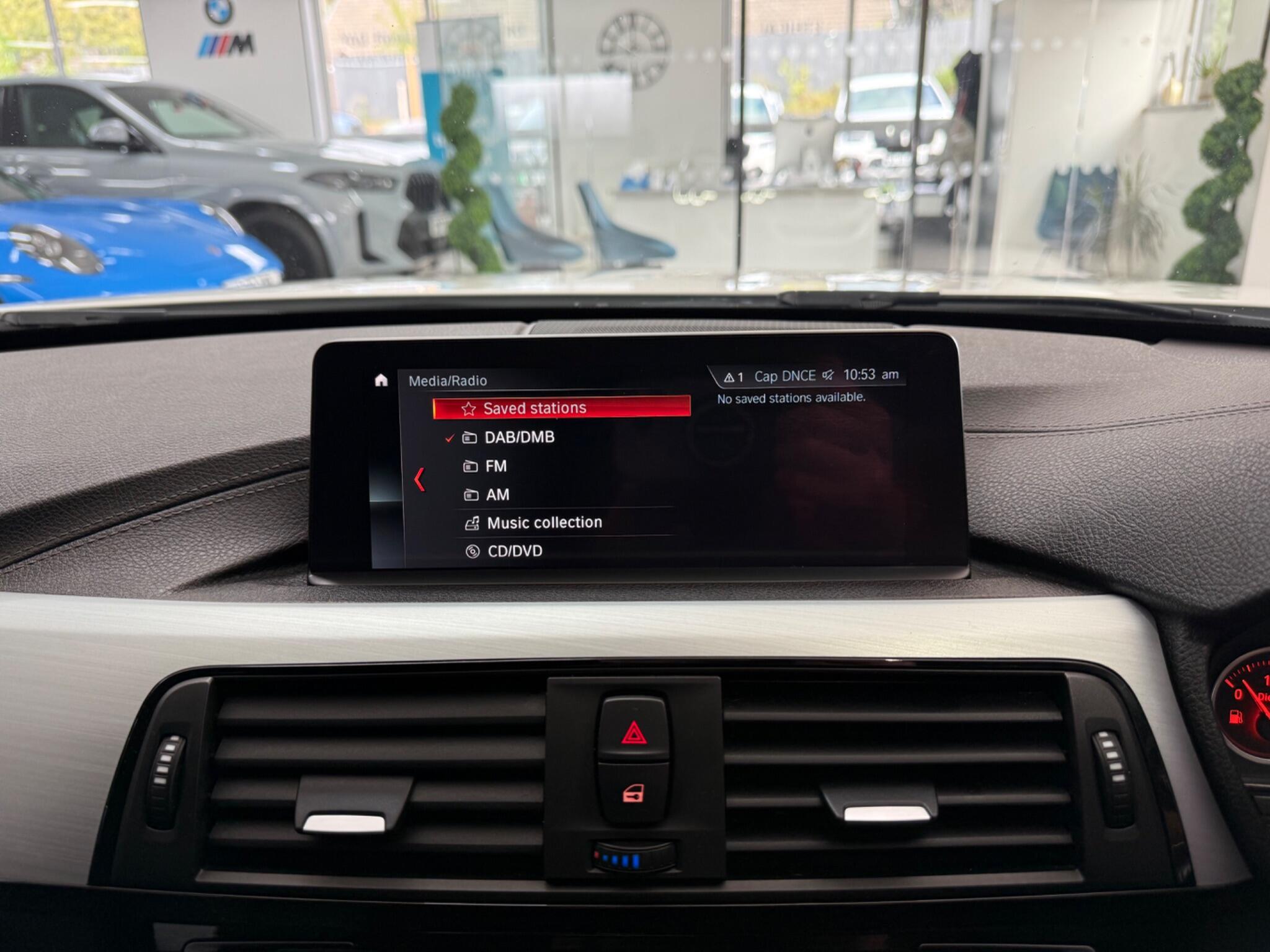BMW 3 Series view 15