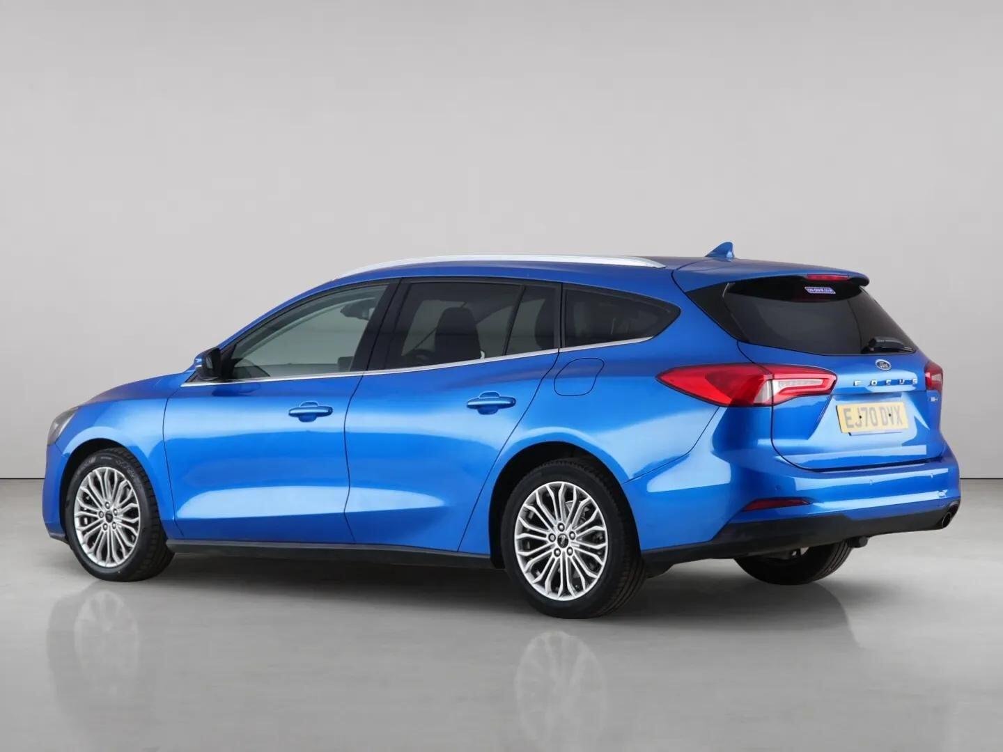 Ford Focus view 6