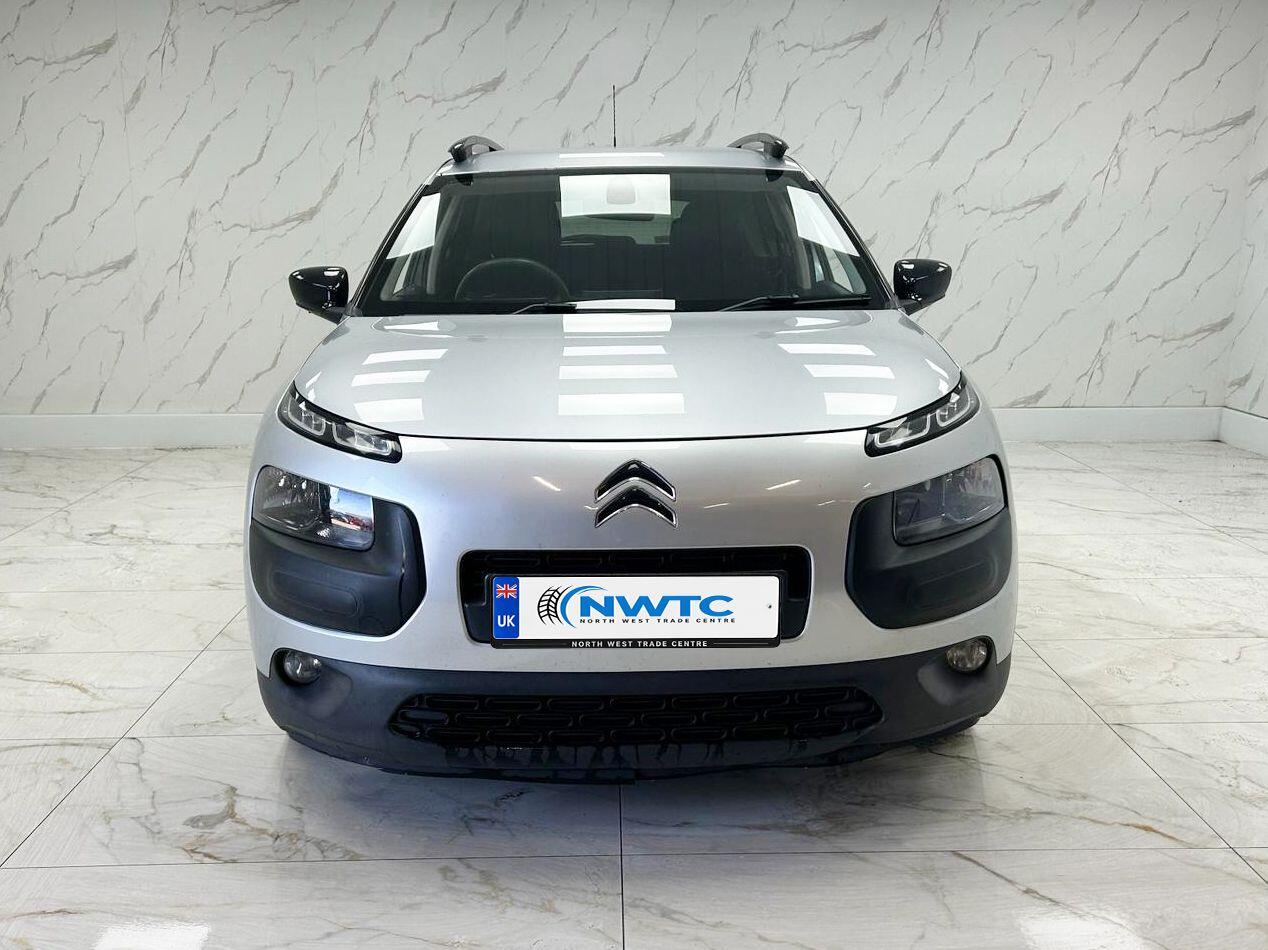 Citroen C4 Cactus view 4