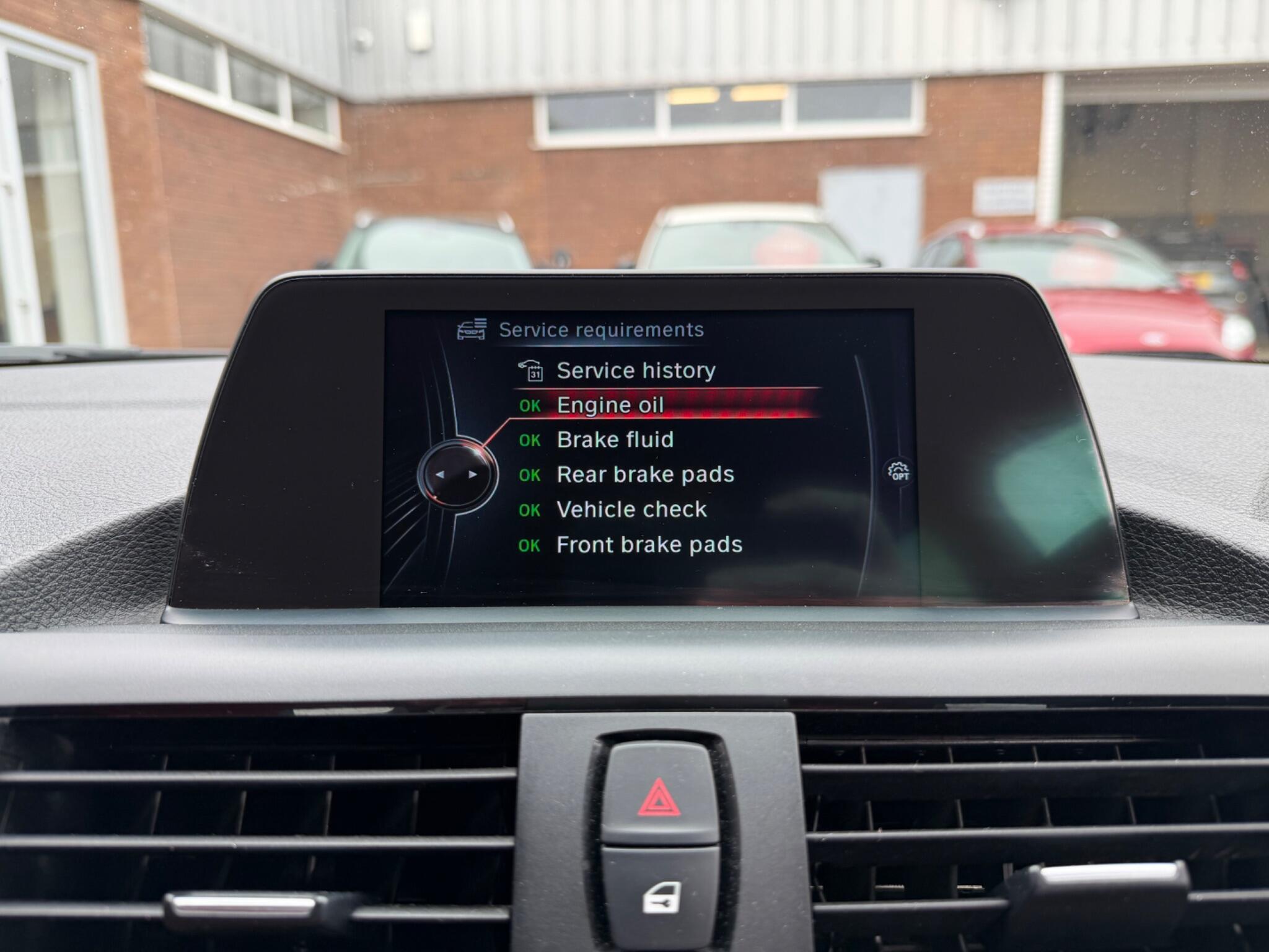 BMW 1 Series view 89