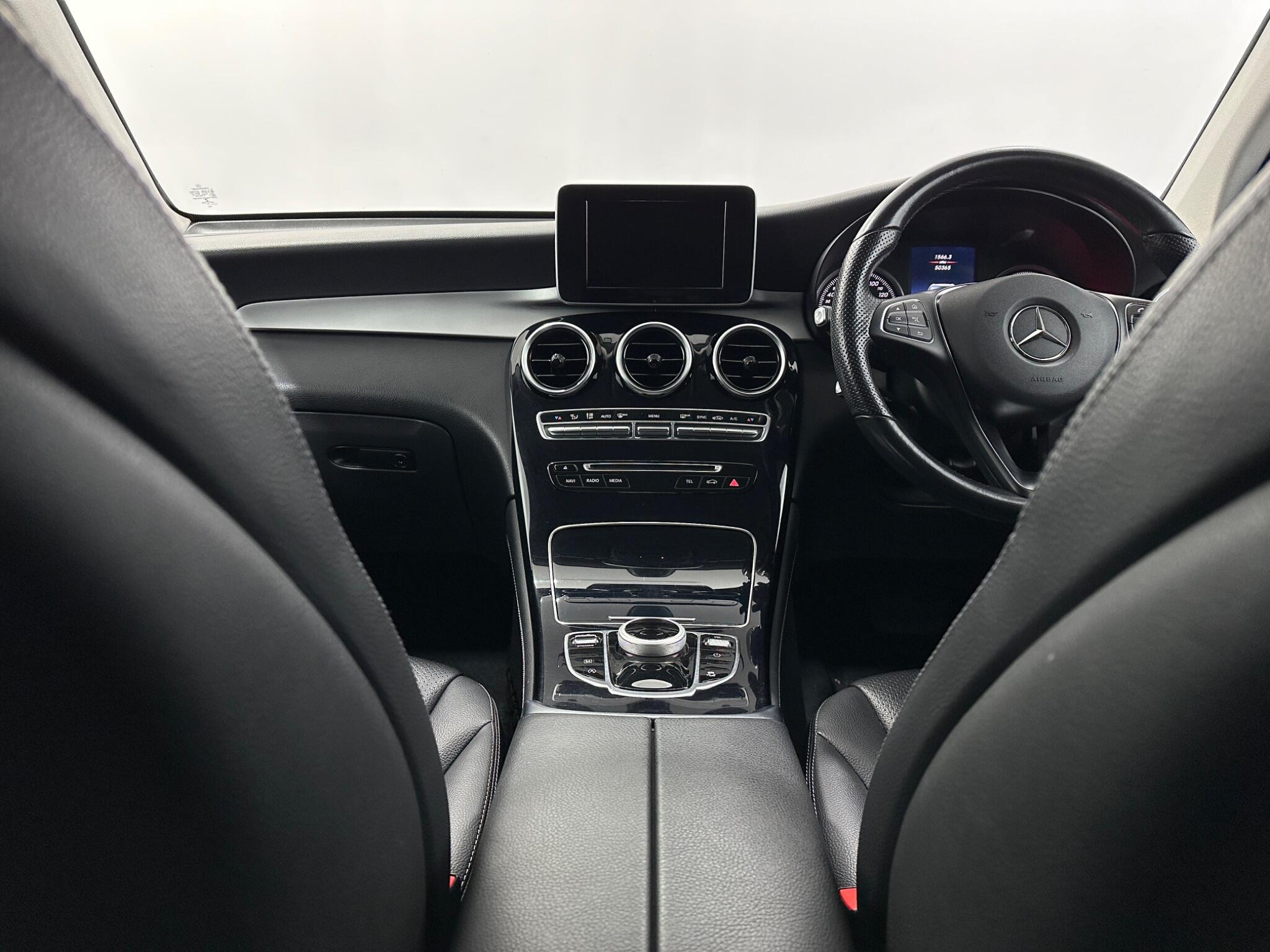Mercedes-Benz GLC view 20