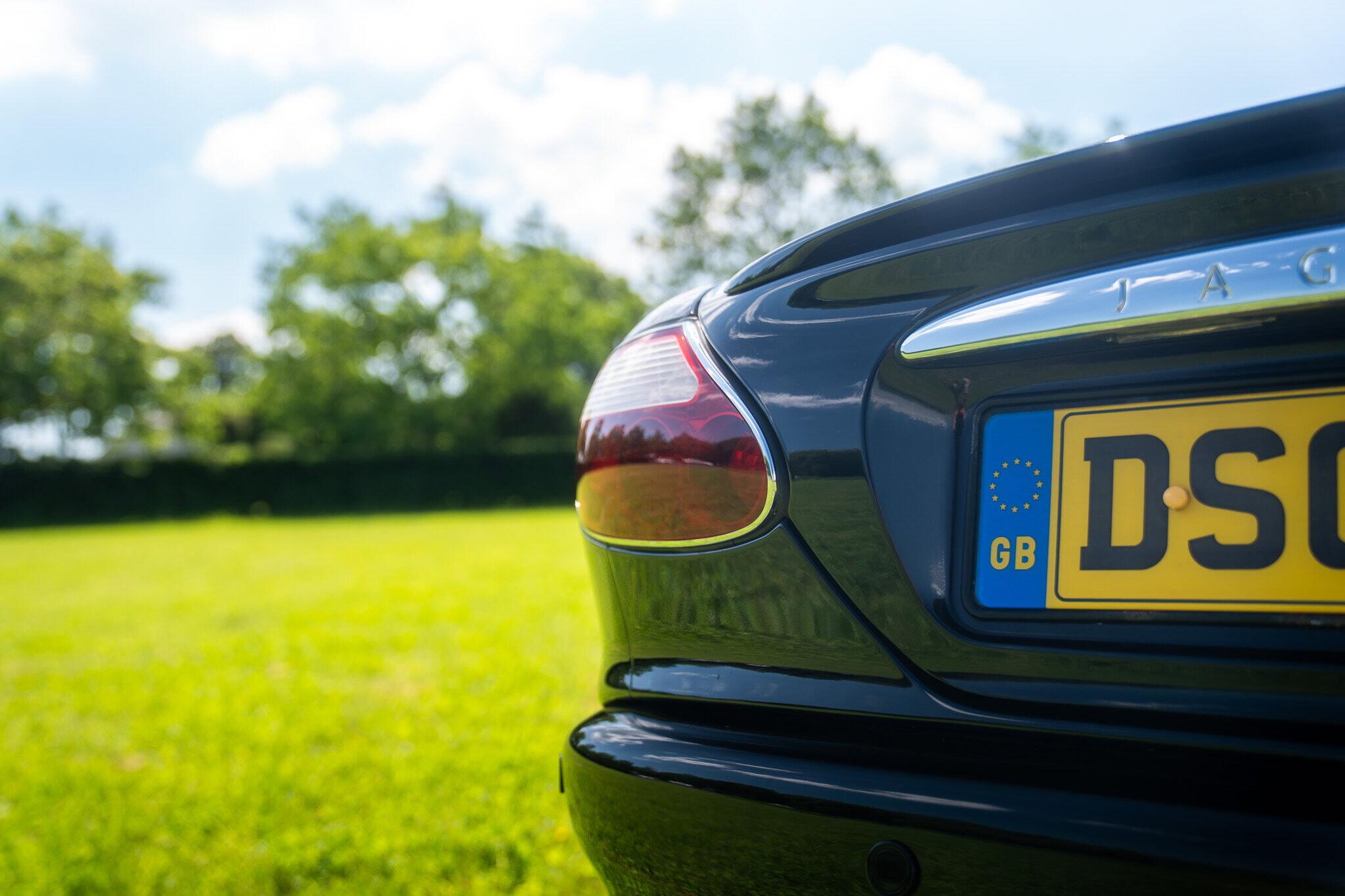 Jaguar XKR view 13