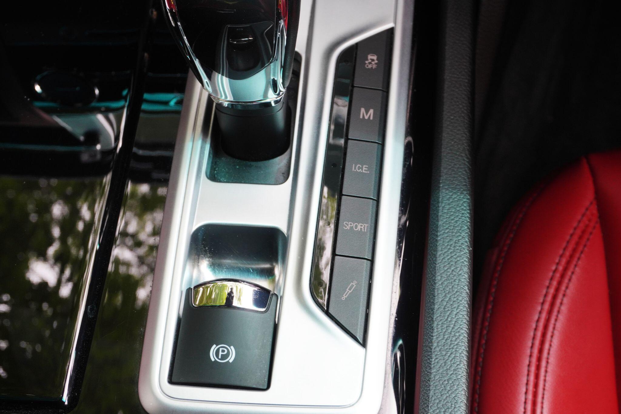 Maserati Quattroporte view 38