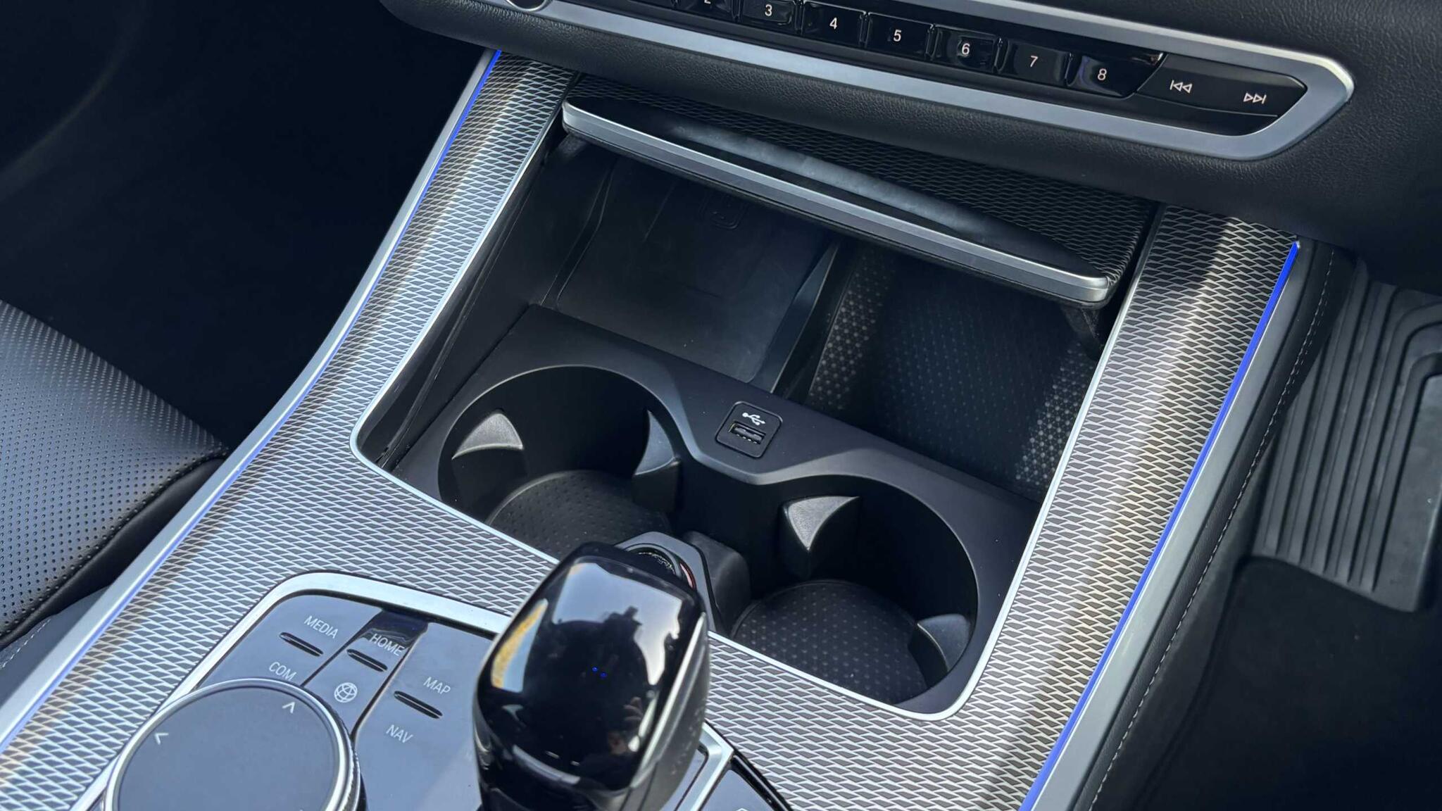 BMW X5 view 27