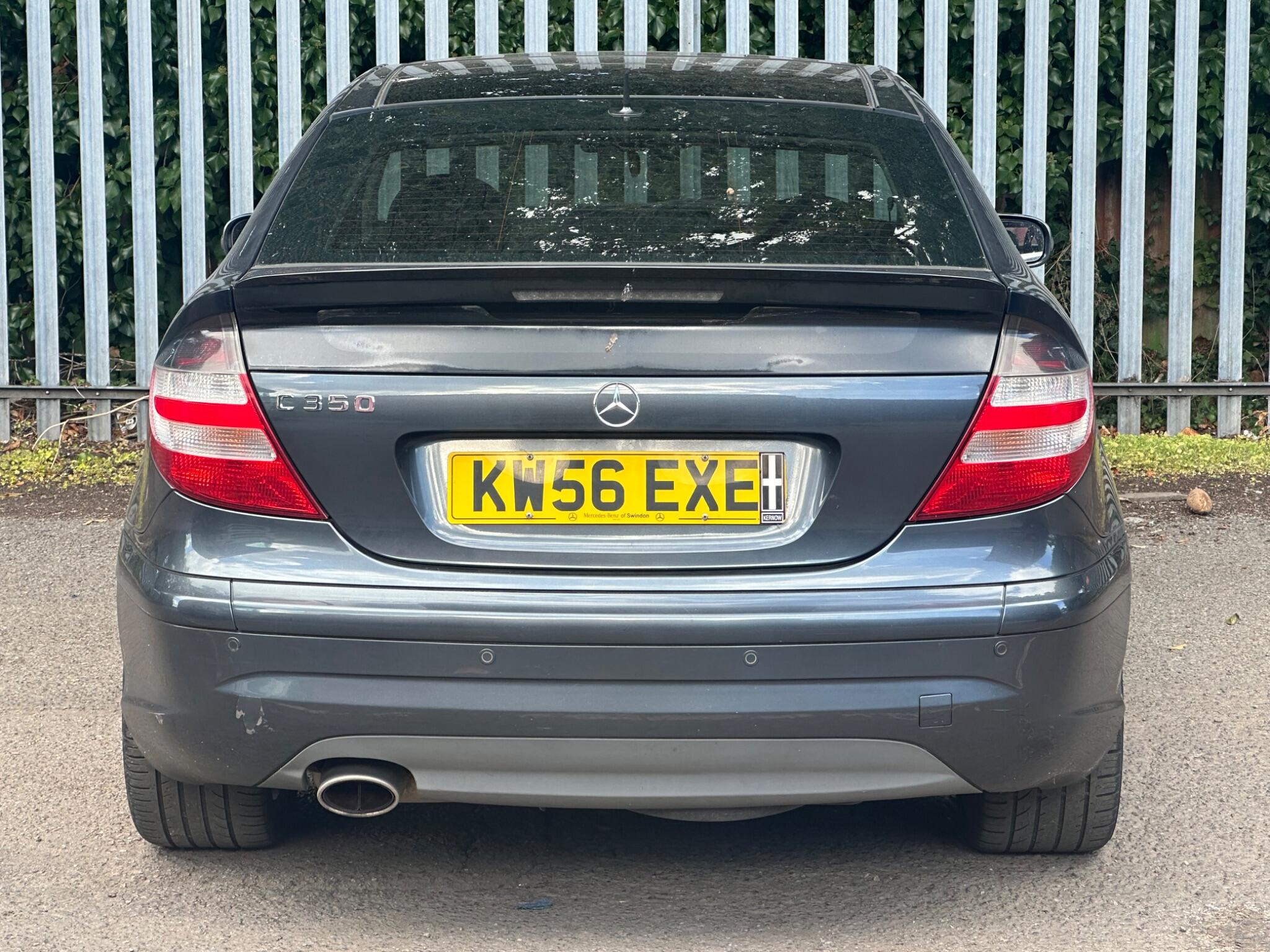 Mercedes-Benz C-Class view 5