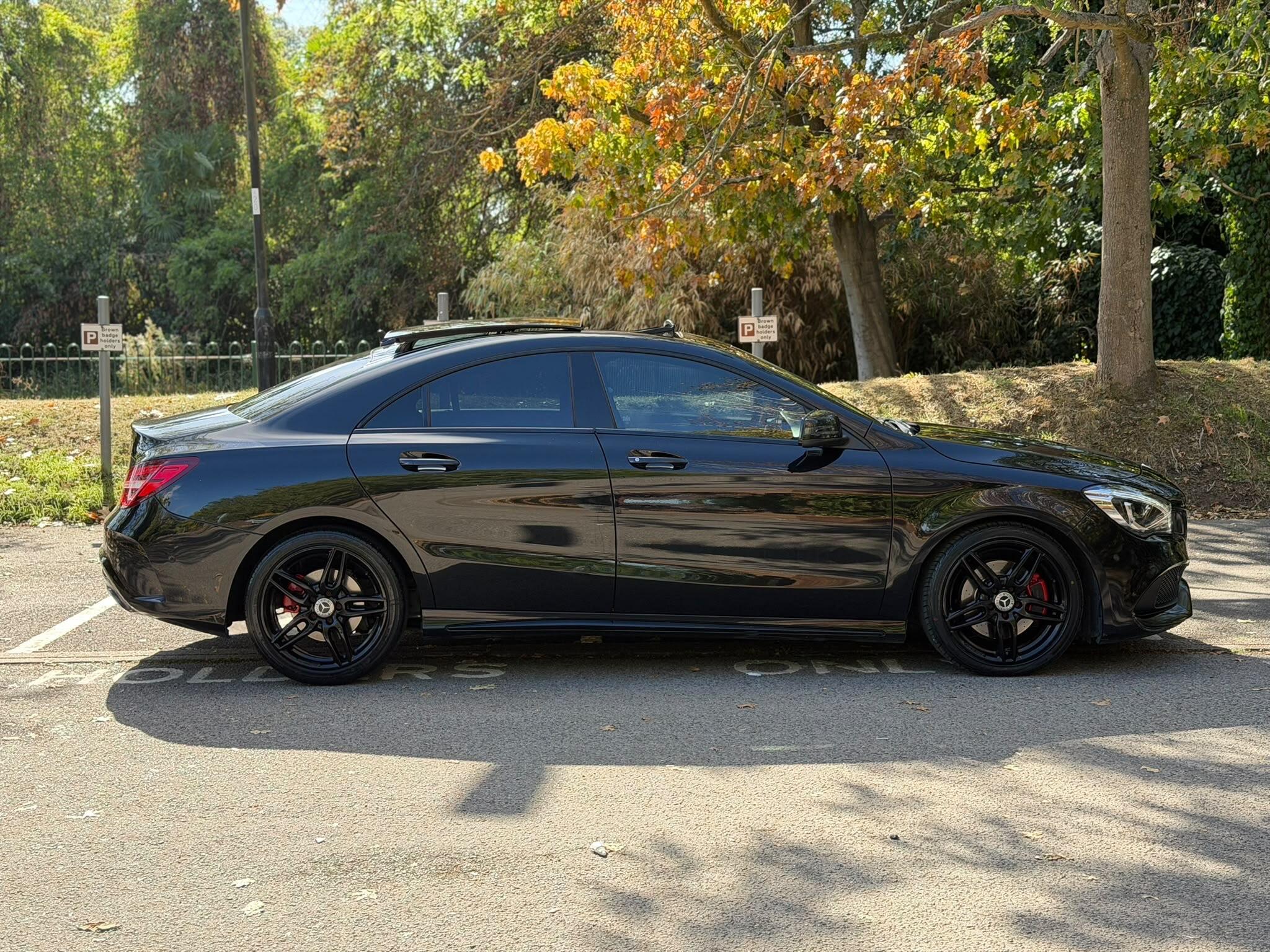Mercedes-Benz Cla view 3