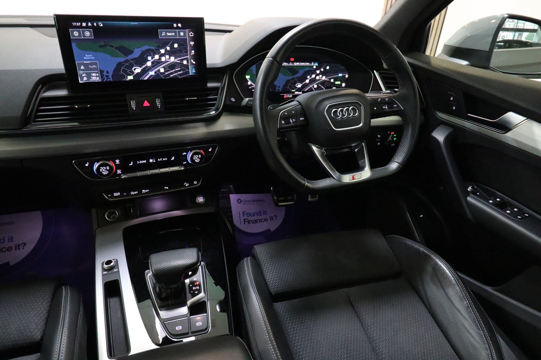 Audi Q5 view 51