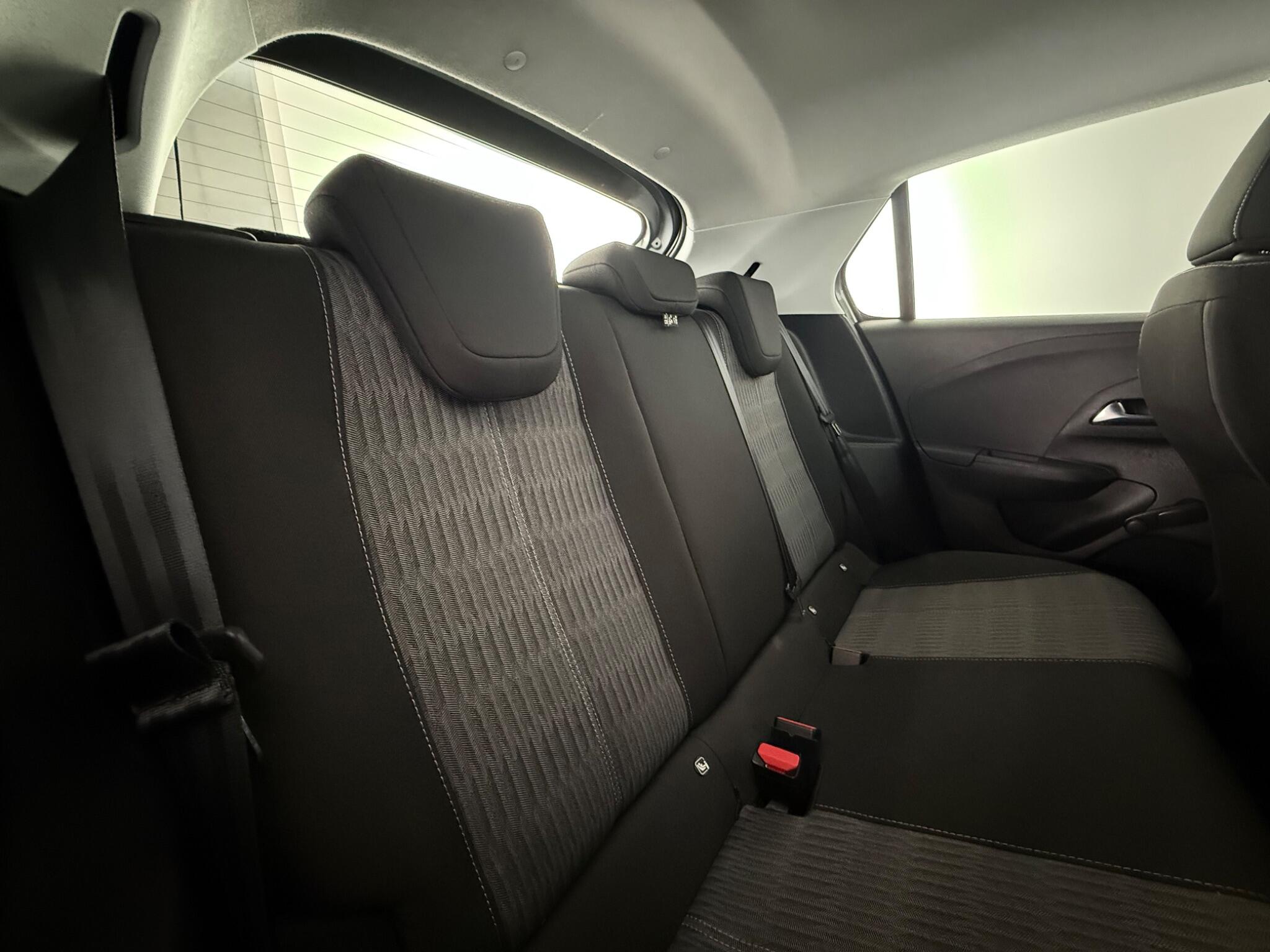 Vauxhall Corsa view 21