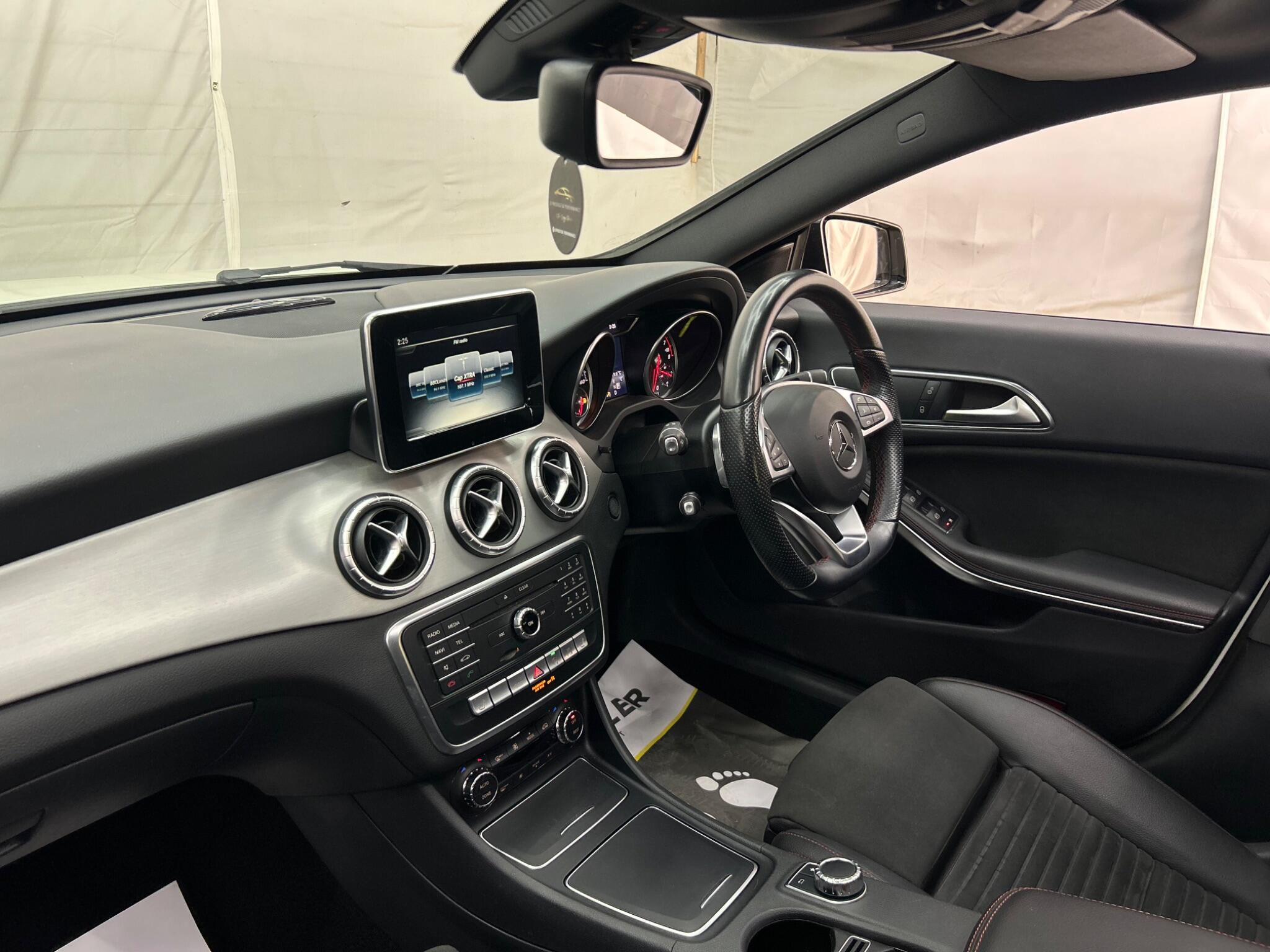 Mercedes-Benz Cla view 15