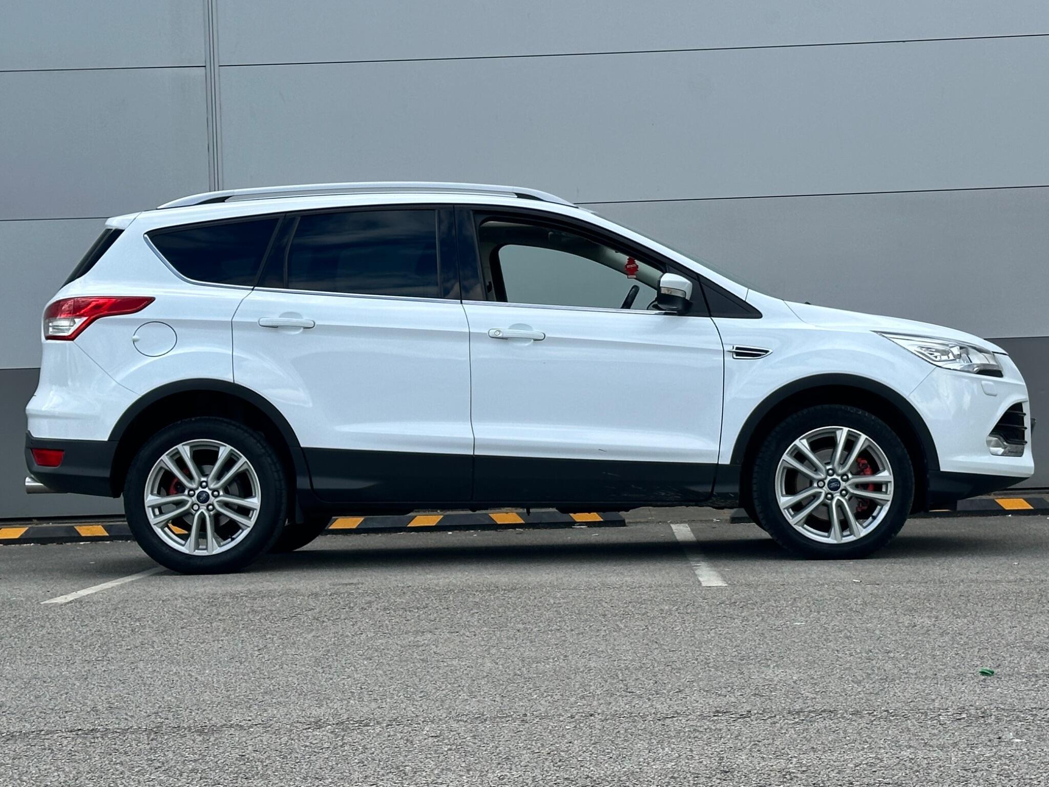 Ford Kuga view 9