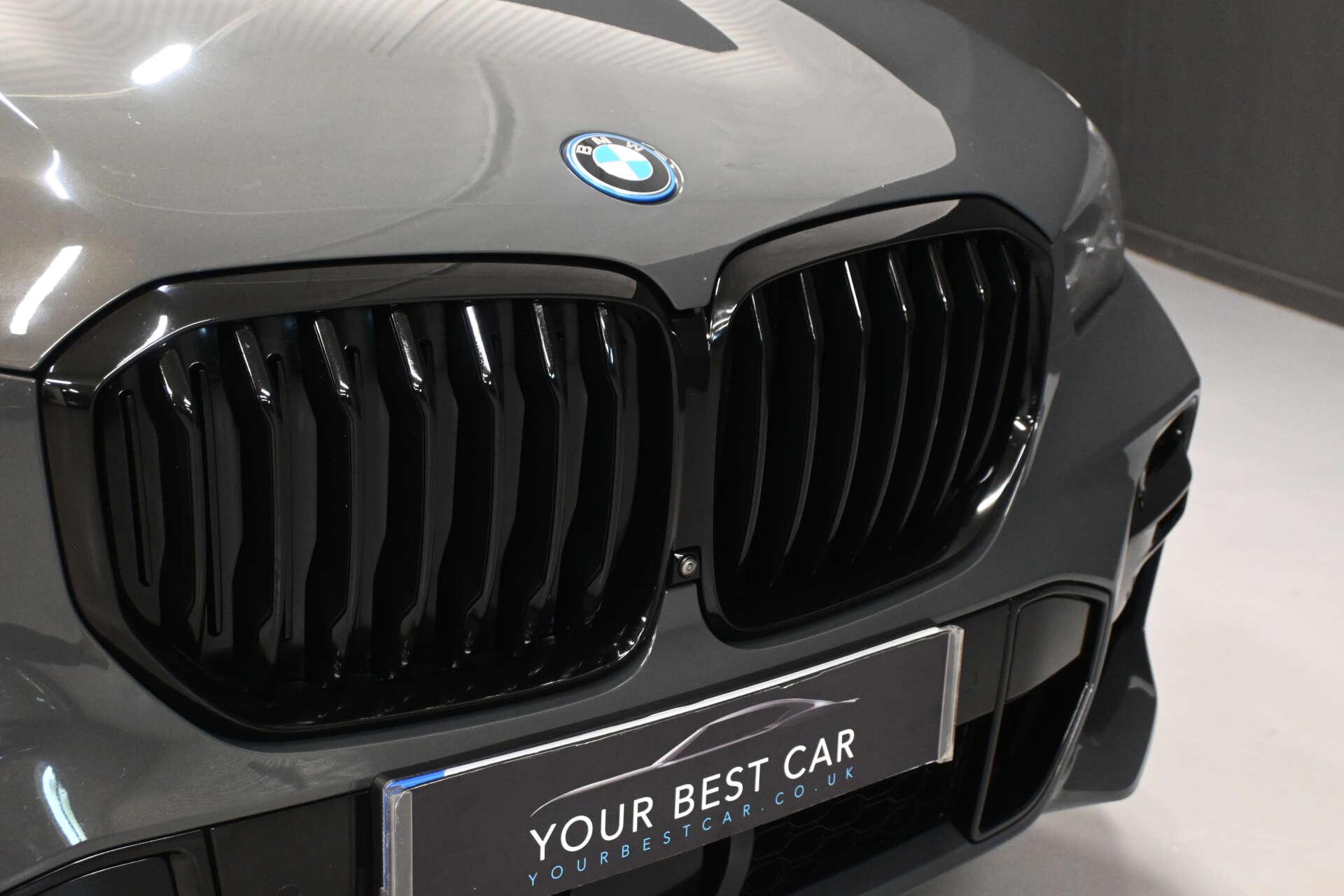 BMW X5 view 15