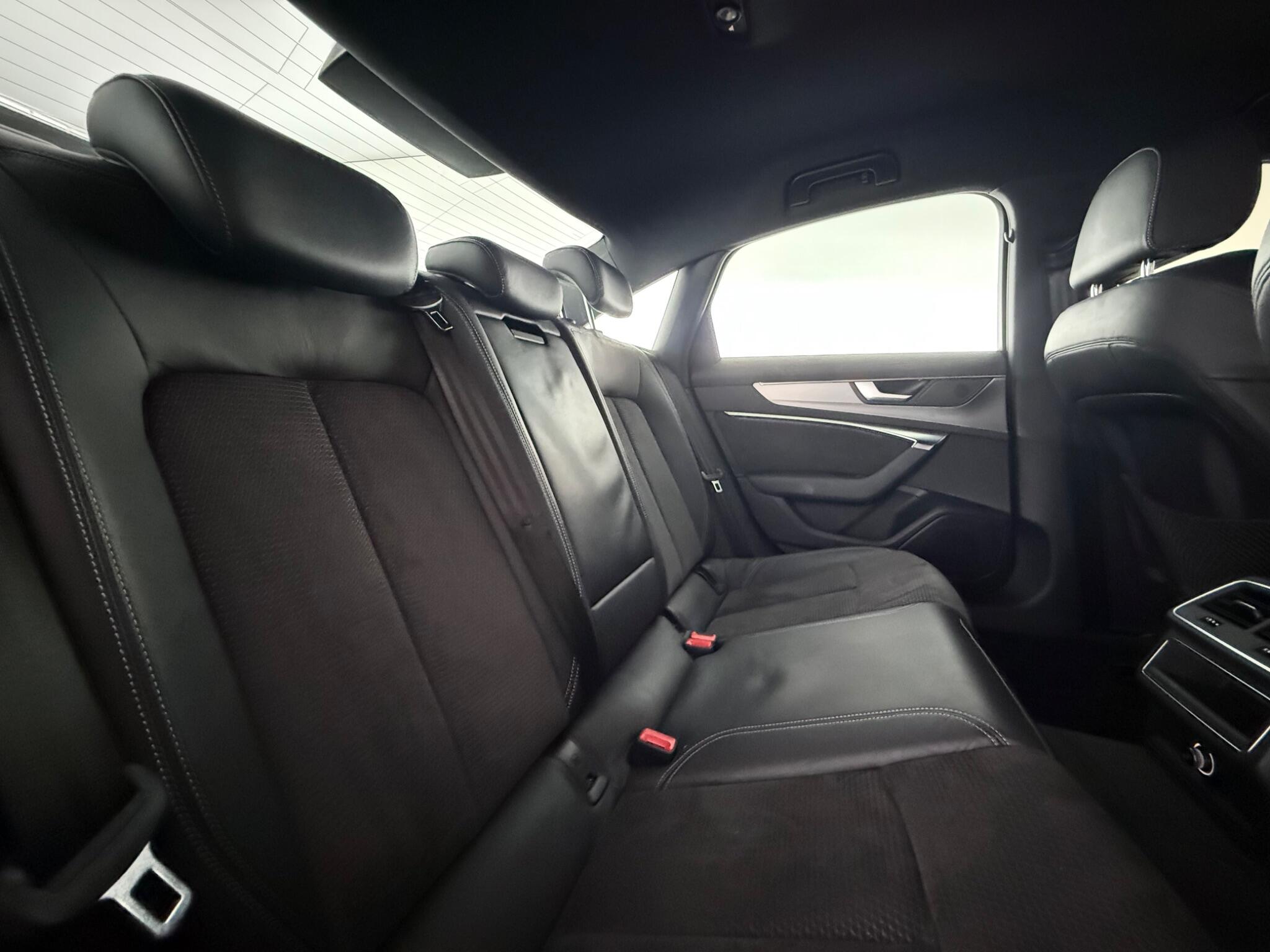 Audi A6 view 37