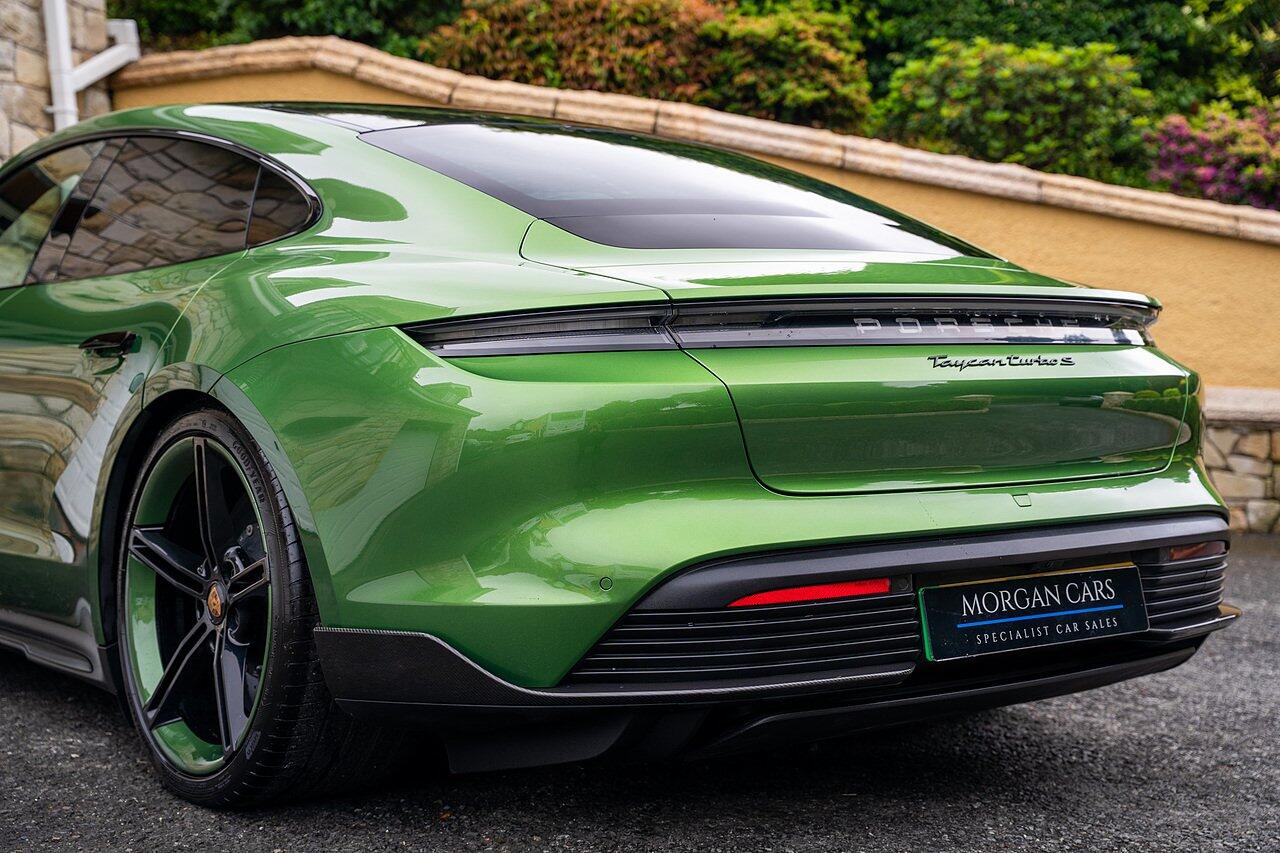Porsche Taycan view 9