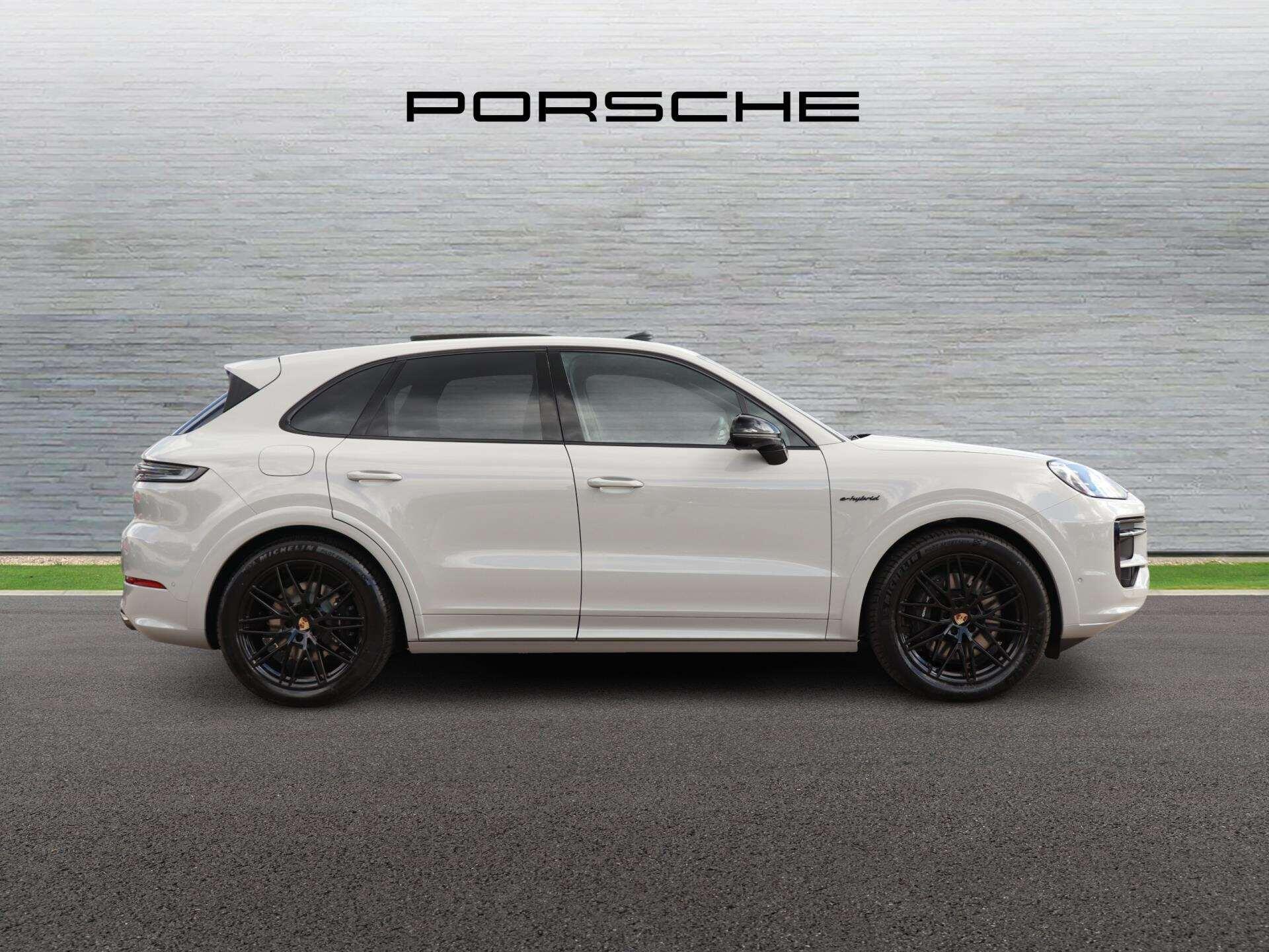 Porsche Cayenne view 2