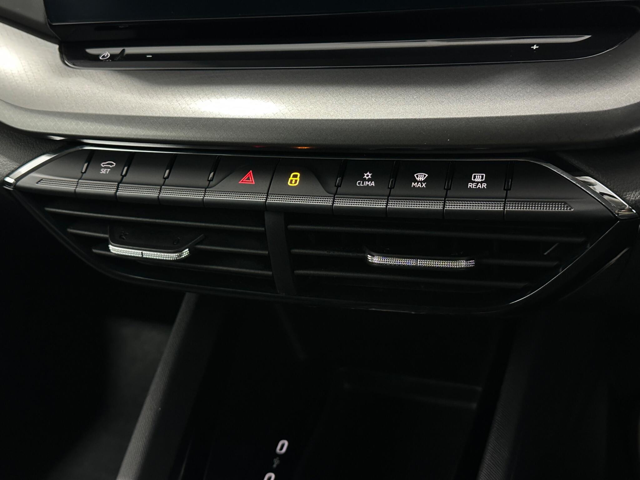 Skoda Octavia view 21