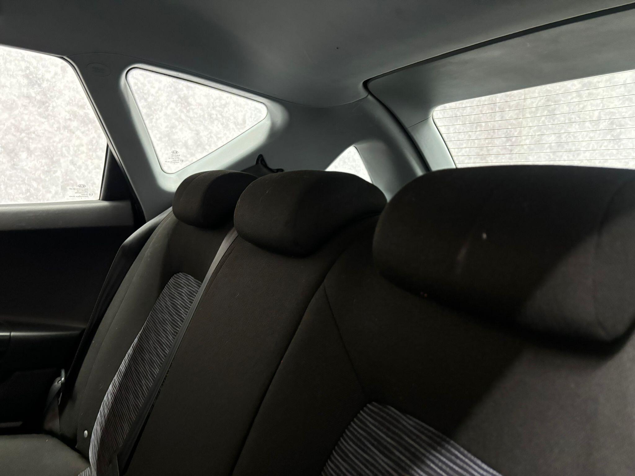Kia Ceed view 10