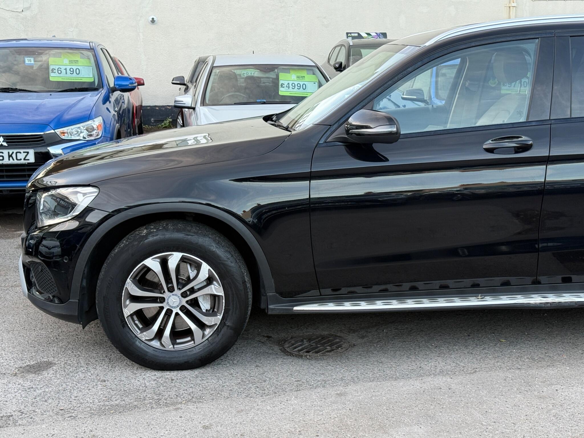 Mercedes-Benz GLC - Image 11