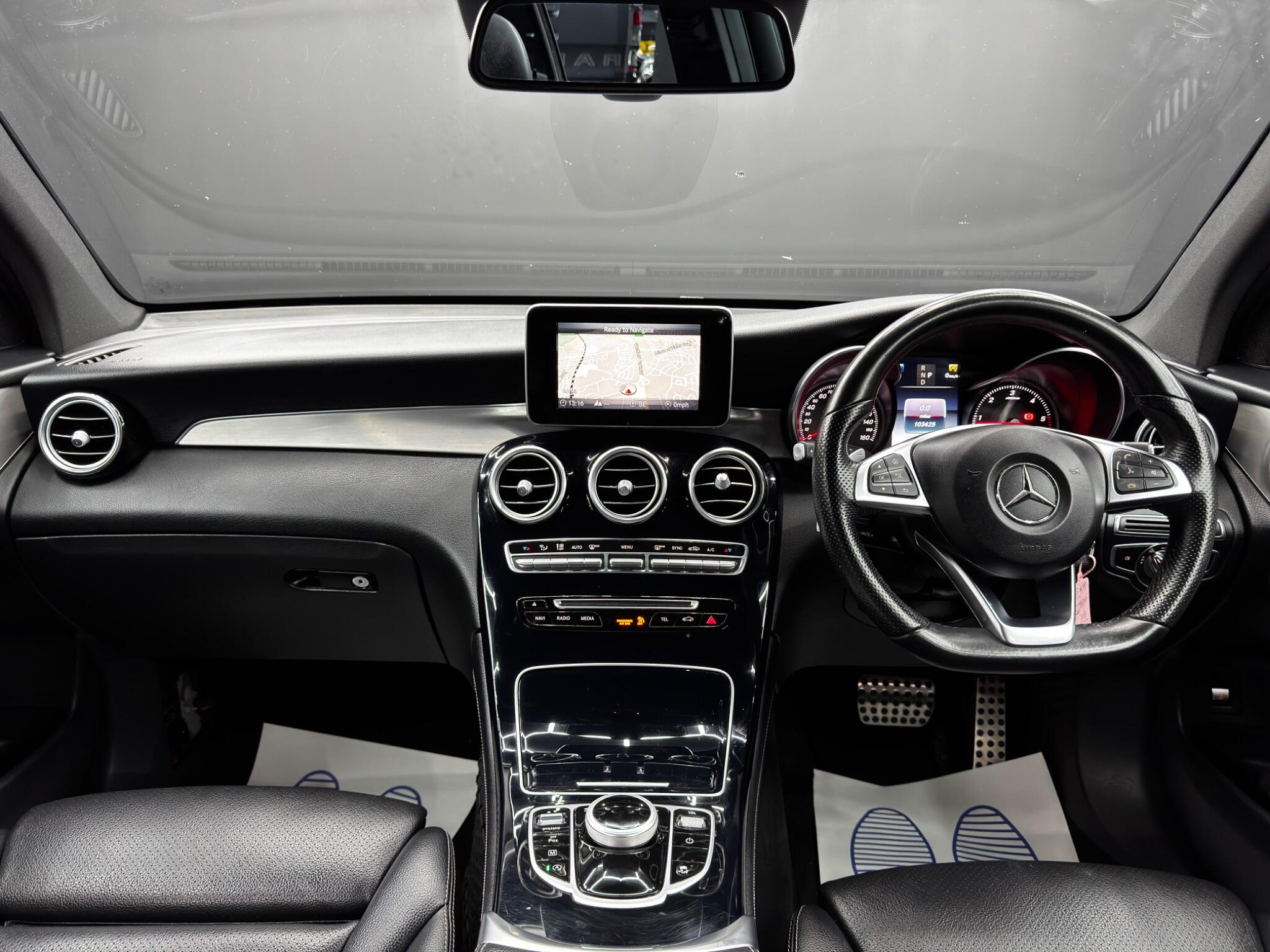 Mercedes-Benz GLC view 10