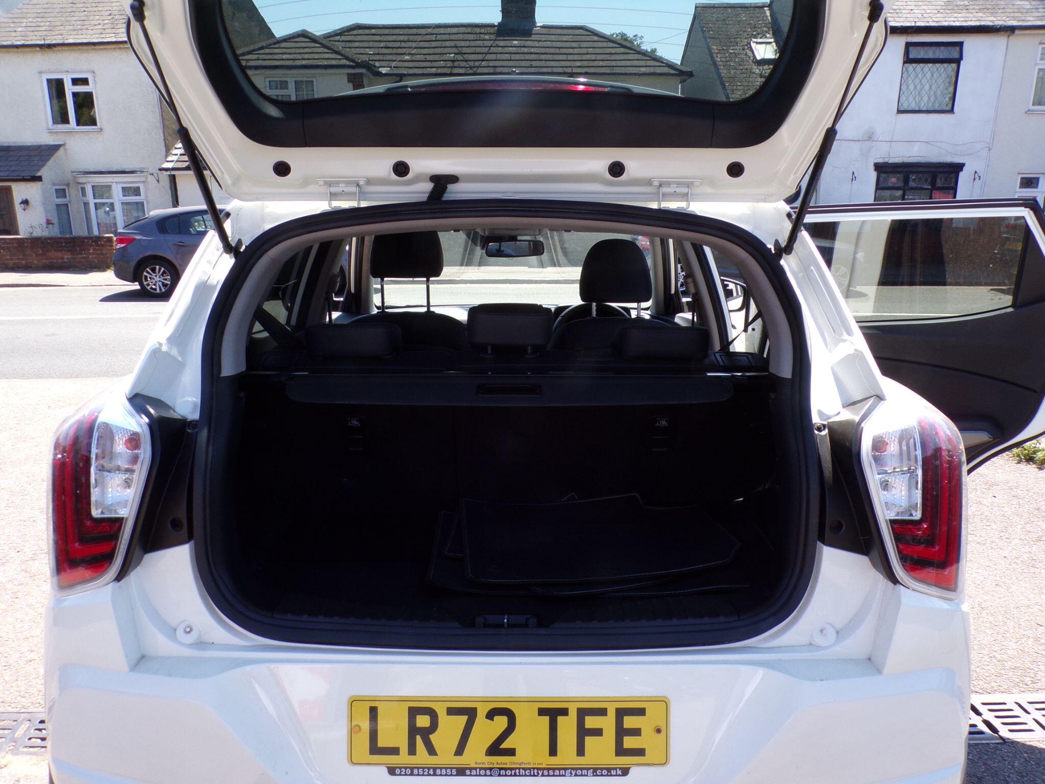 Ssangyong Tivoli view 23