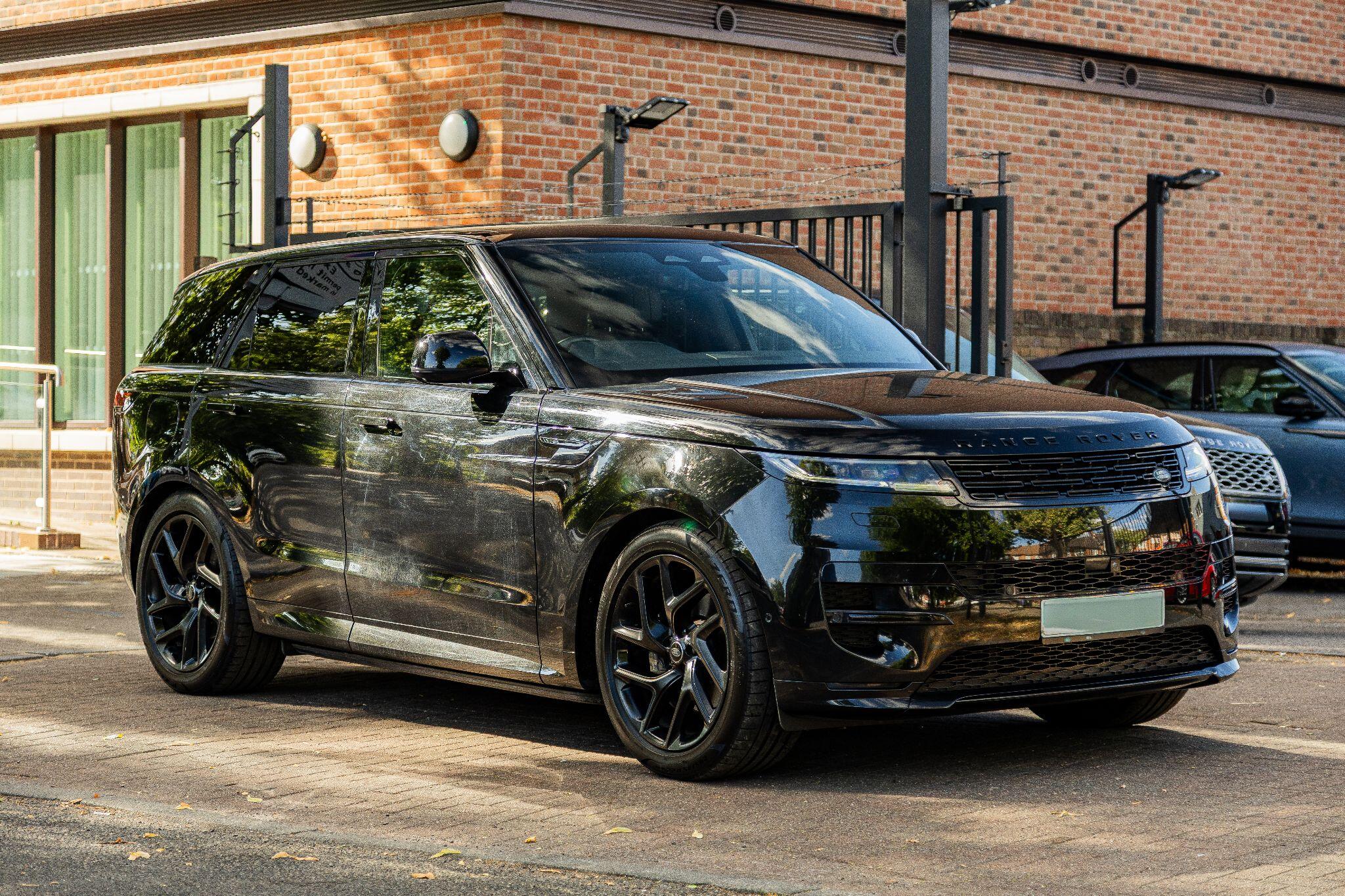 2022 Land Rover Range Rover Sport in Black for sale