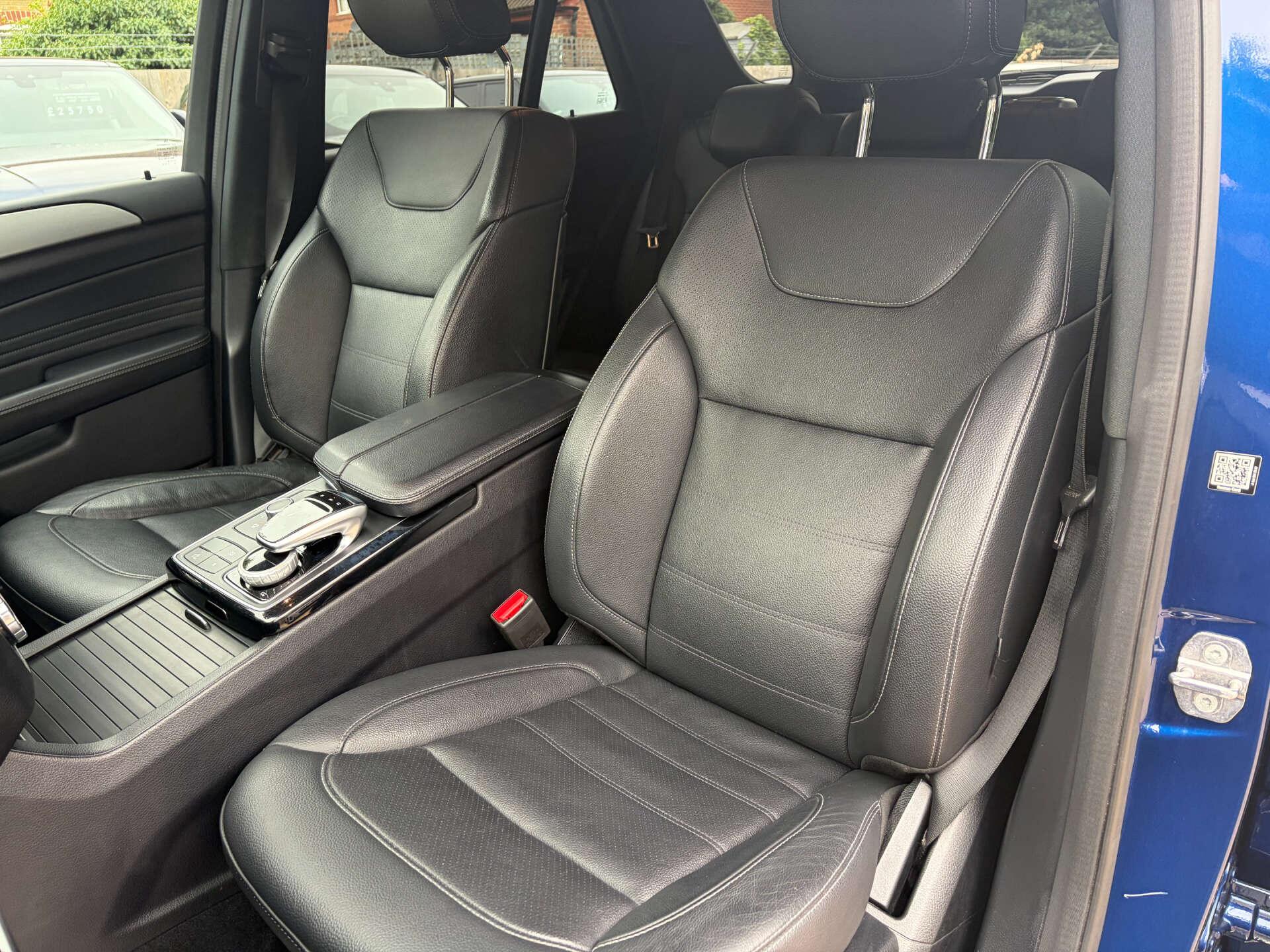 Mercedes-Benz Gle view 31