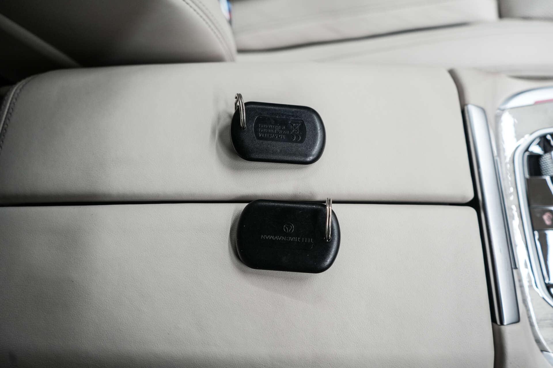 BMW X7 view 36