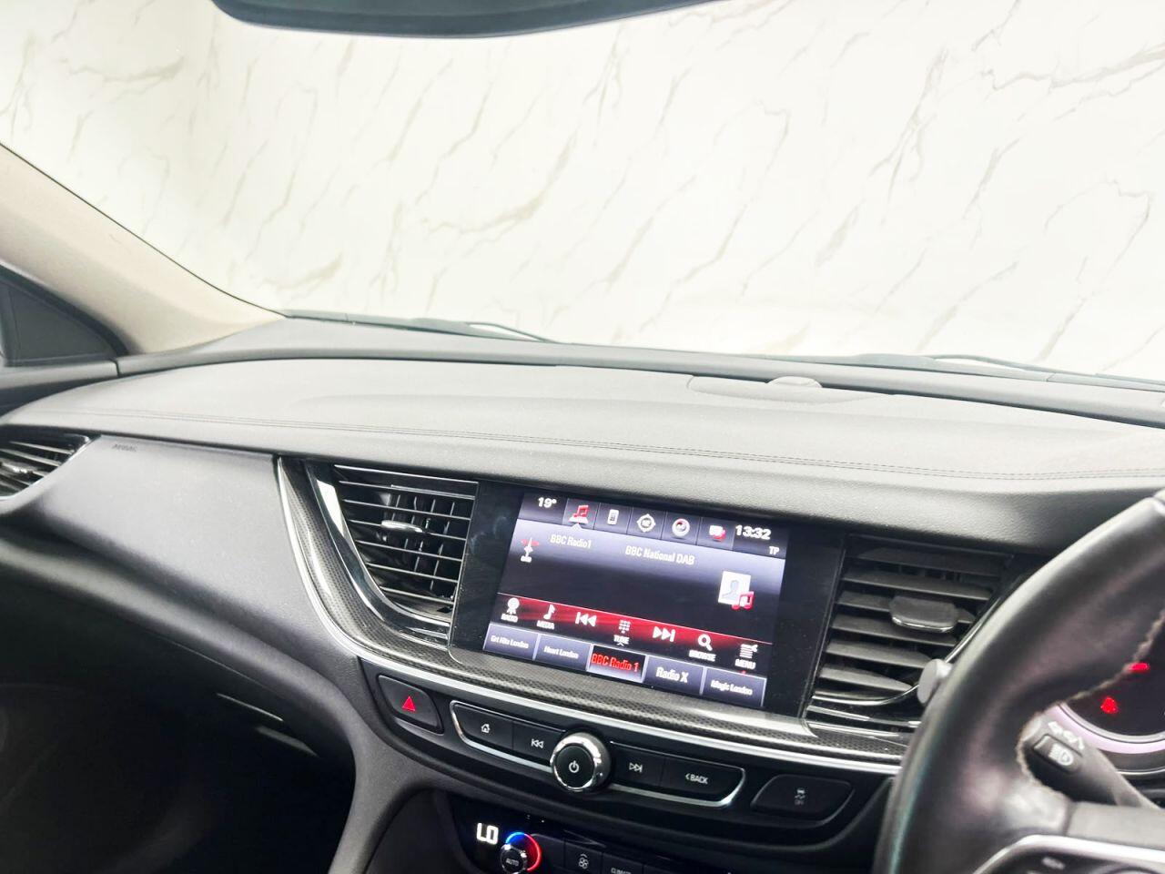 Vauxhall Insignia view 15