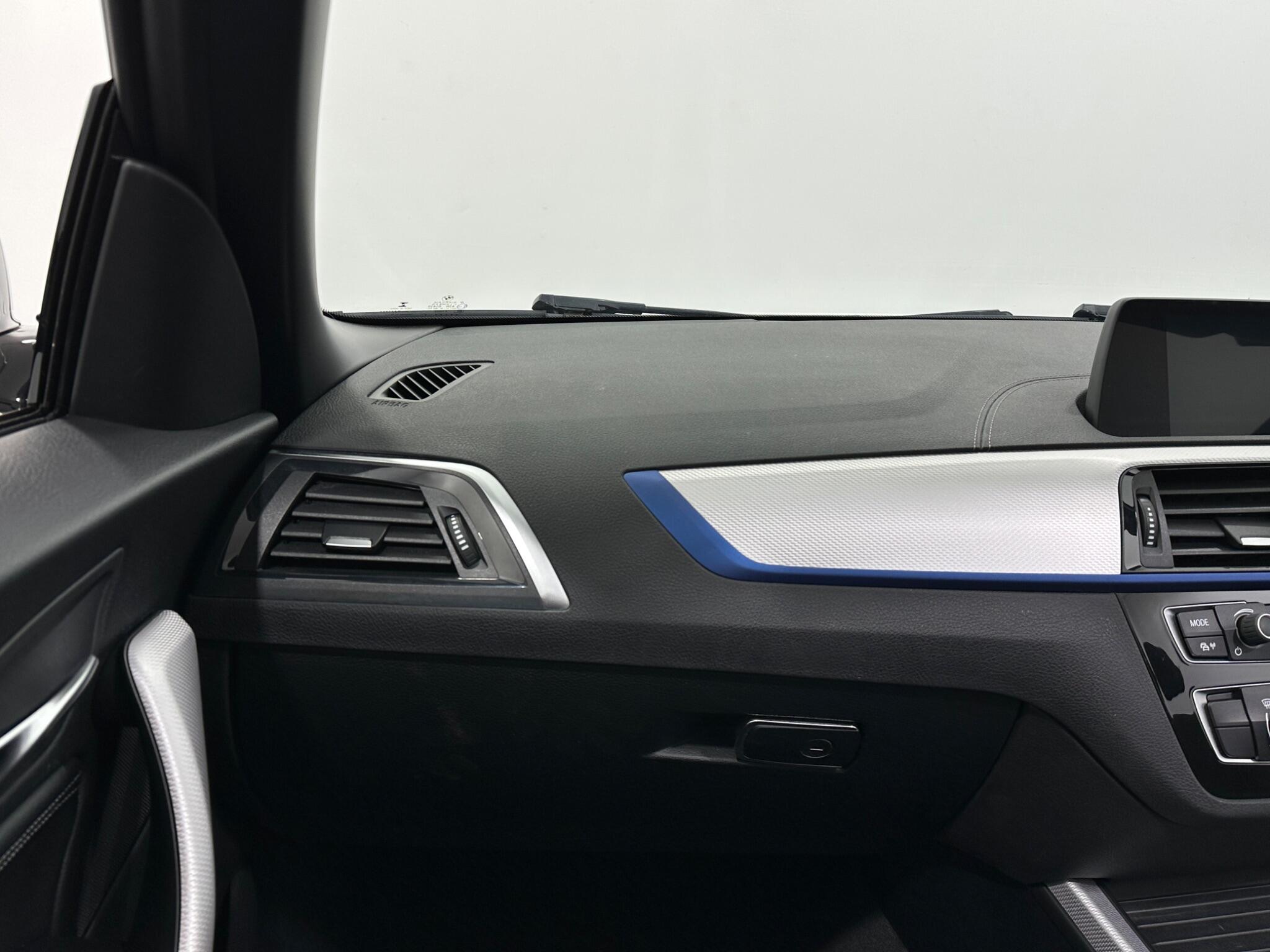 BMW 2 Series view 30