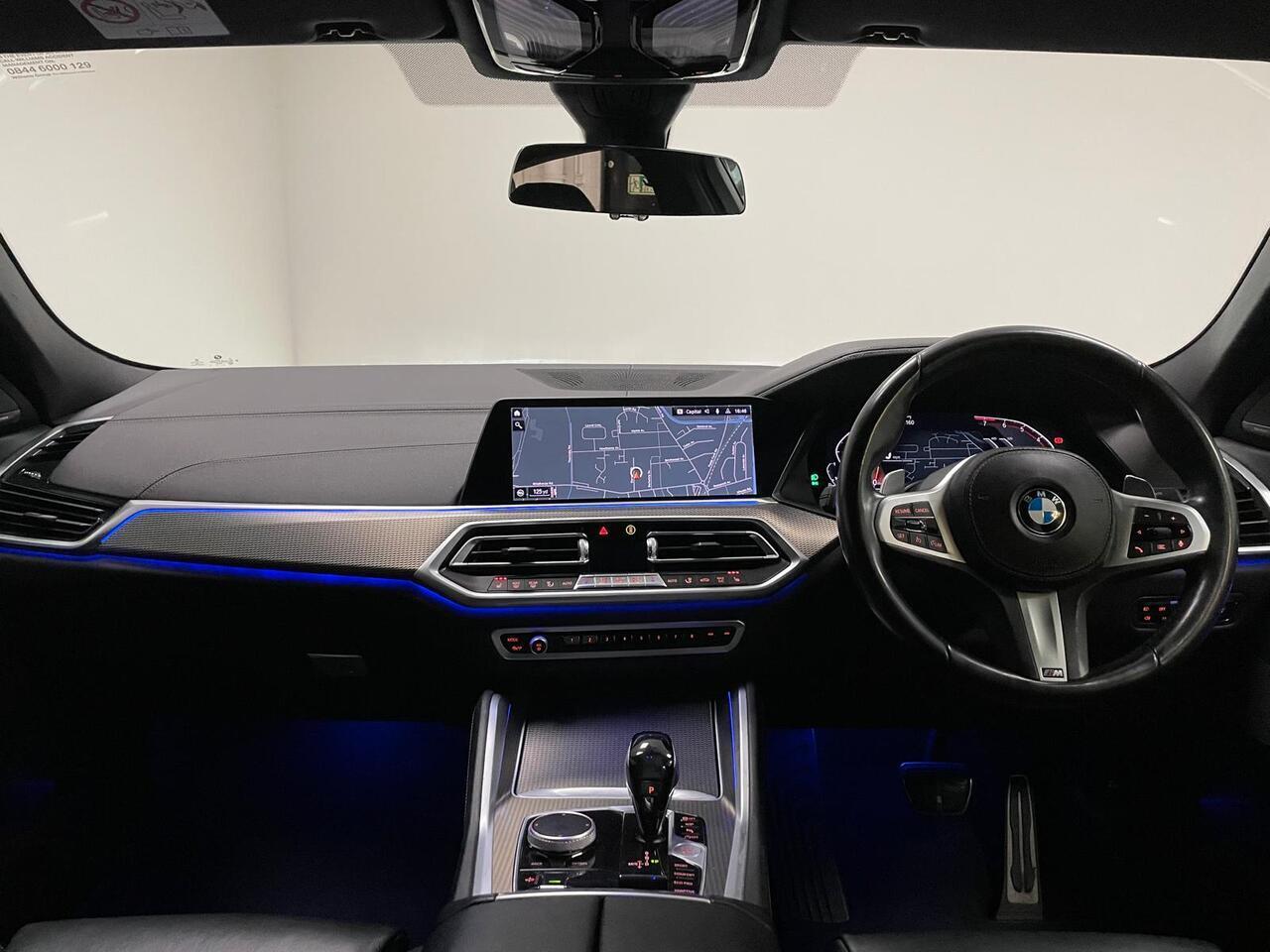 BMW X6 view 21