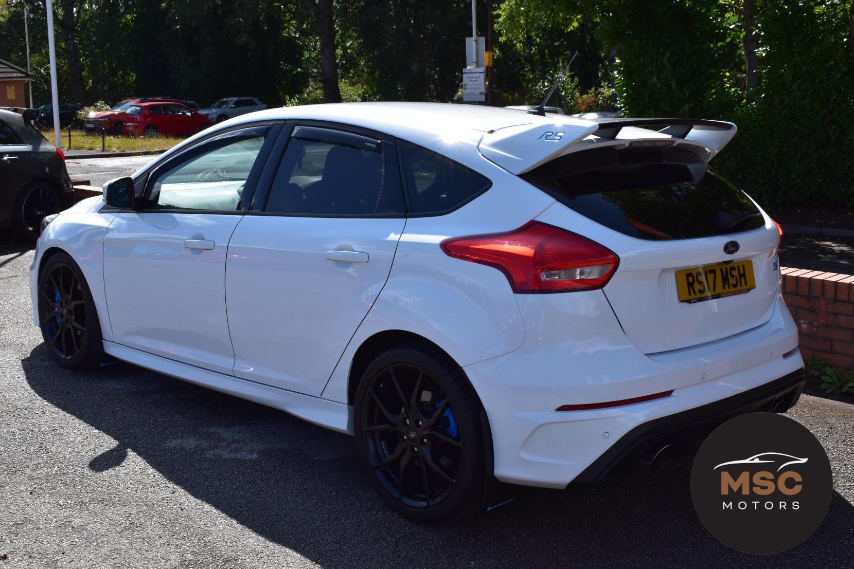 Ford Focus view 11