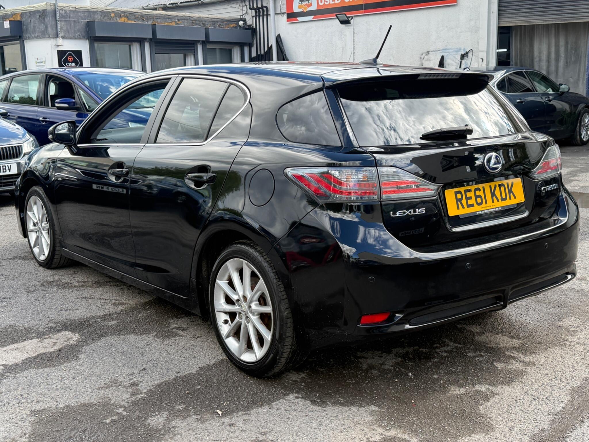 Lexus CT - Image 14