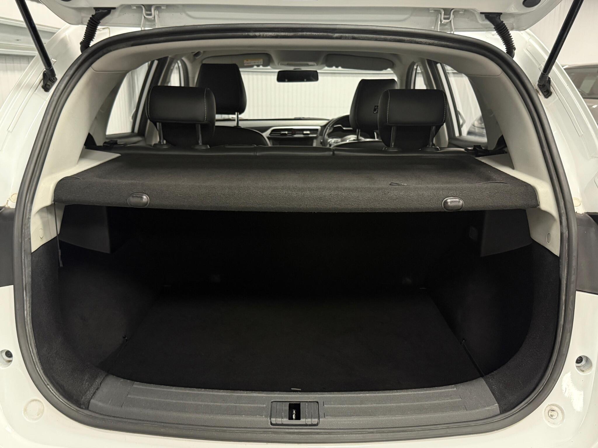 Audi Q7 view 38
