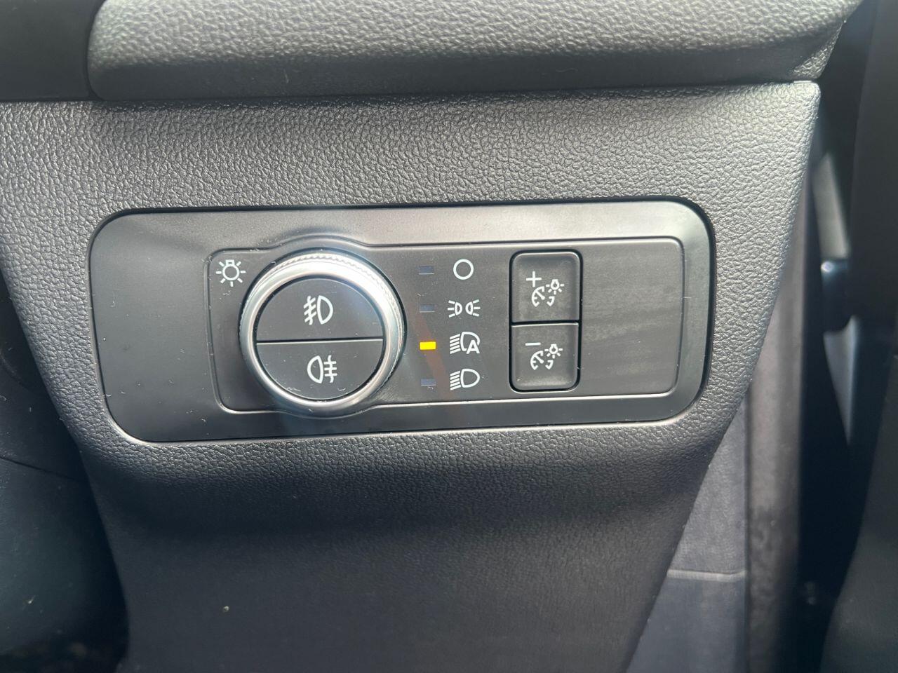 Ford Kuga view 22