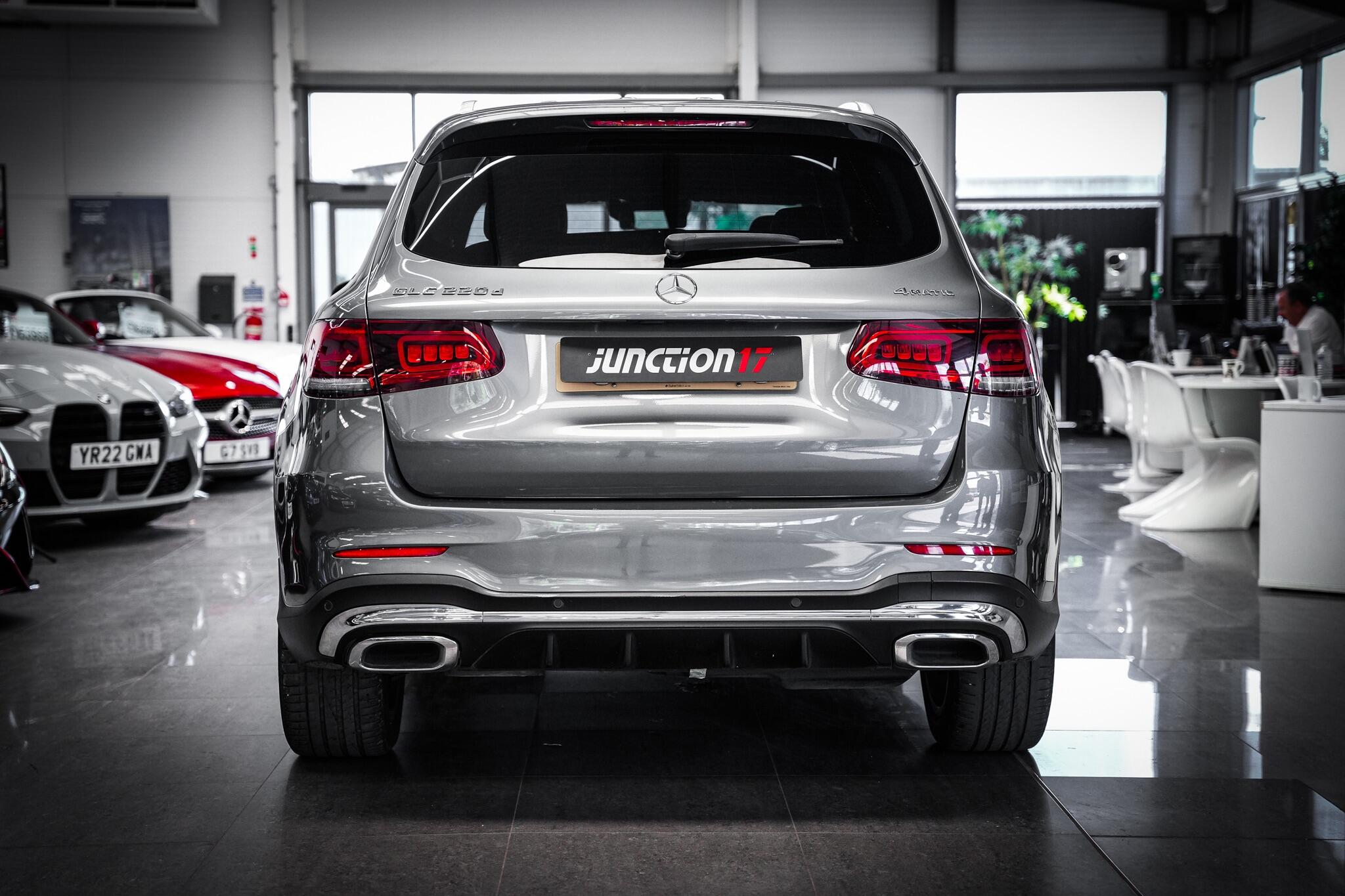 Mercedes-Benz GLC view 14