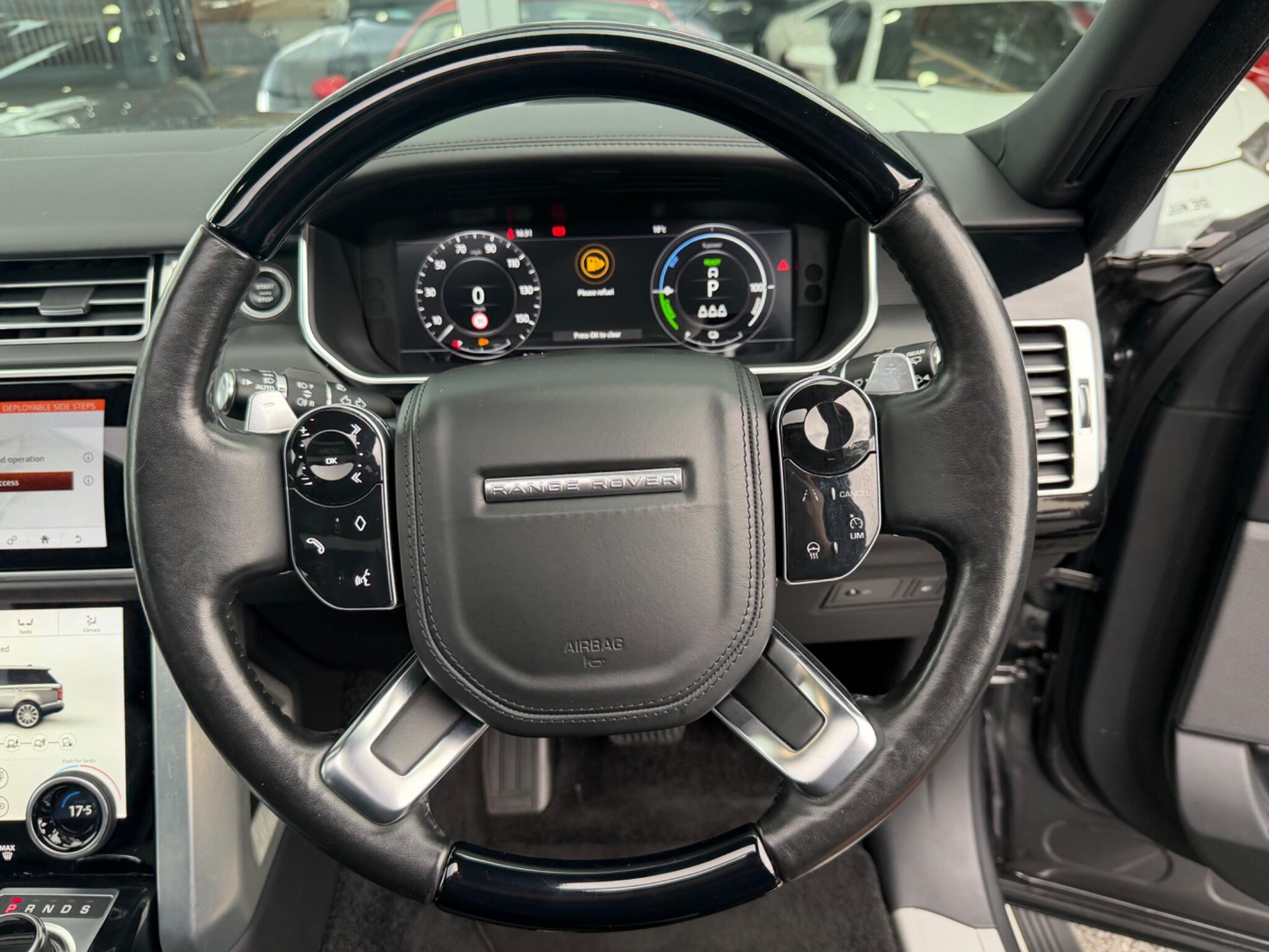 Land Rover Range Rover view 18