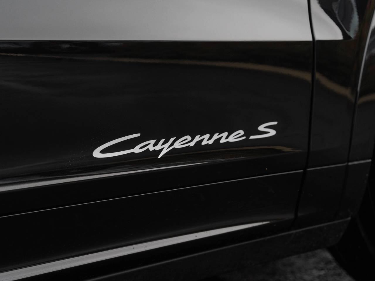 Porsche Cayenne view 48