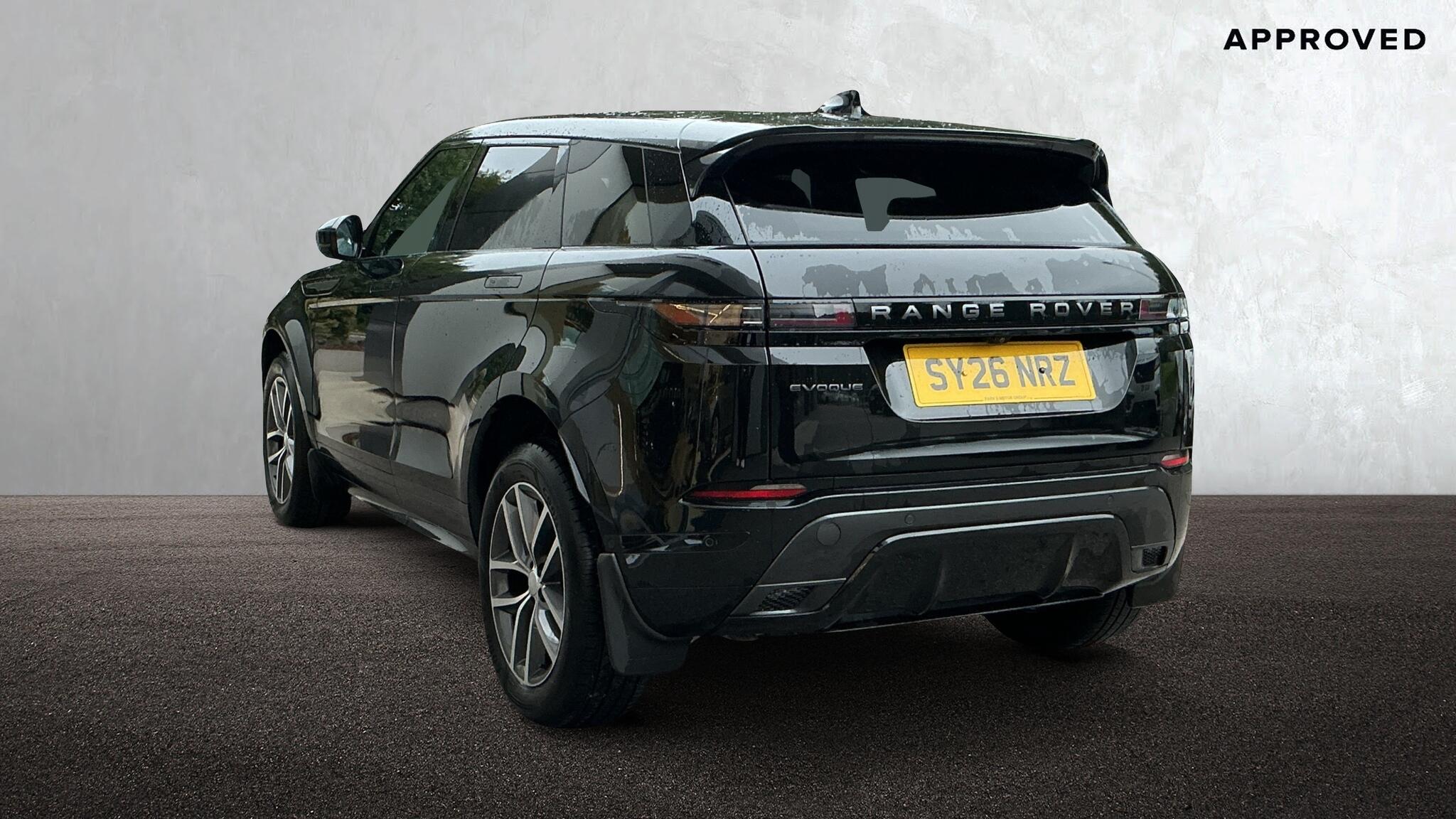 Land Rover Range Rover Evoque view 2
