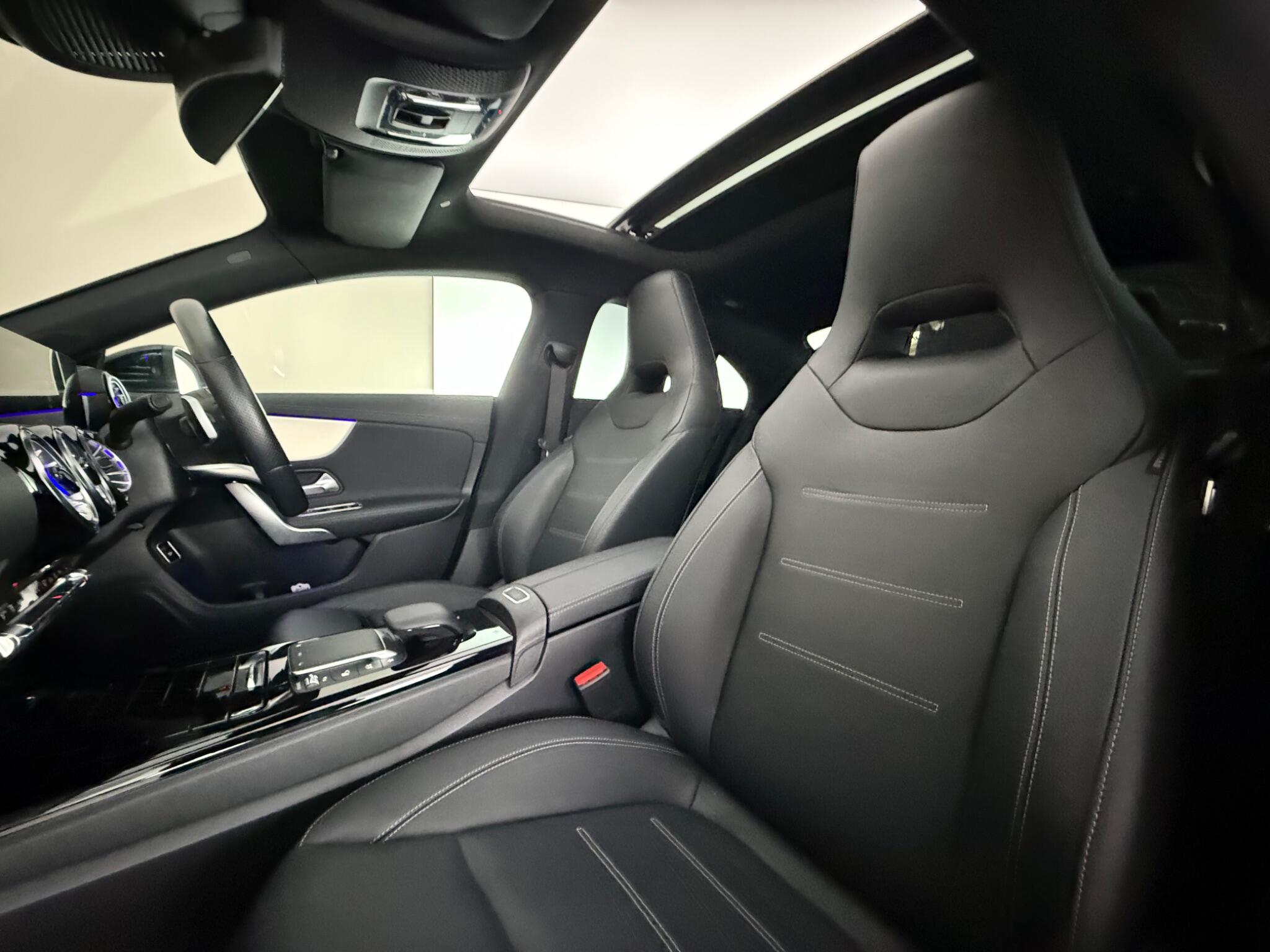 Mercedes-Benz Cla view 35